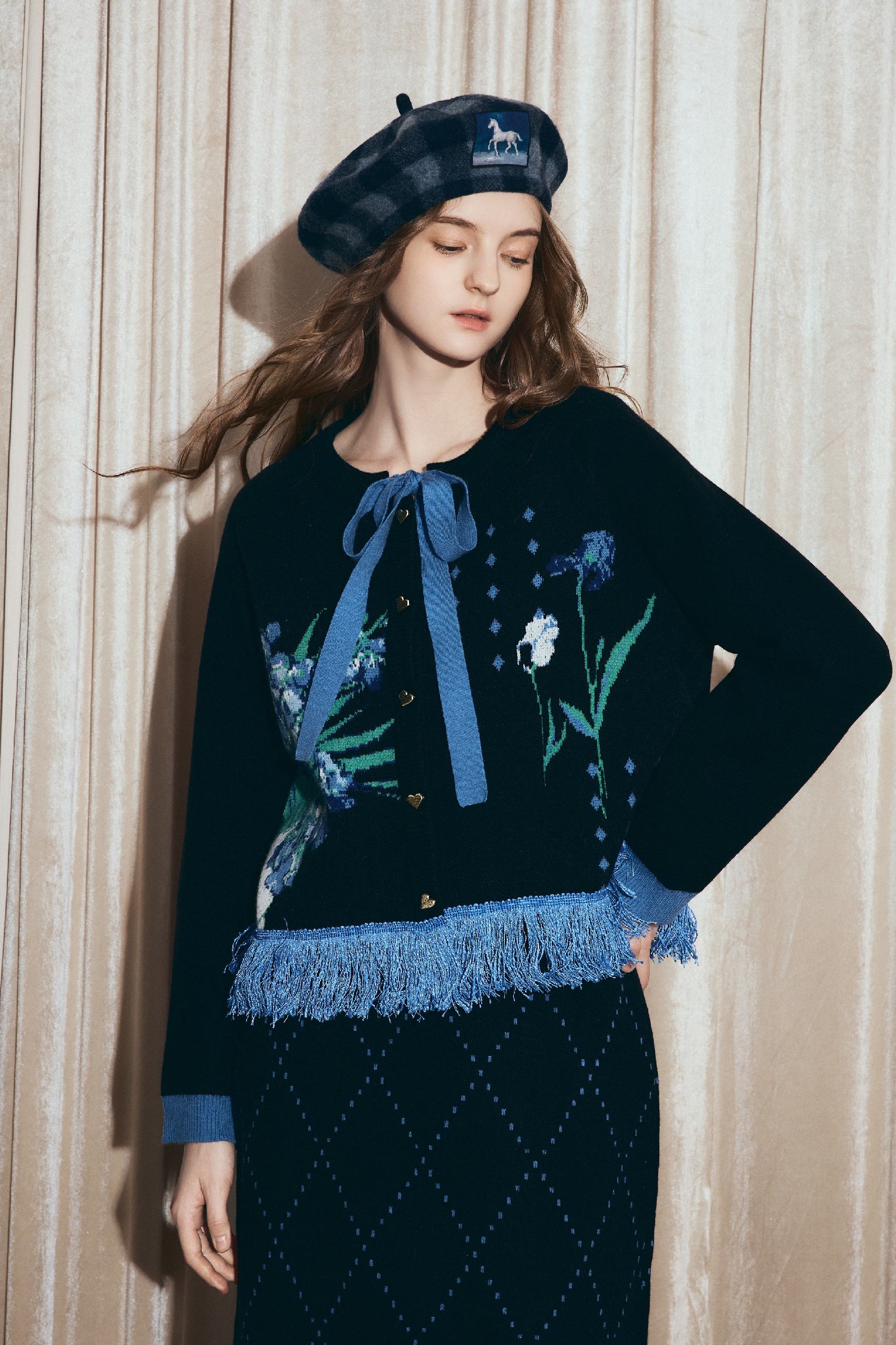 Black knitted casual cardigan