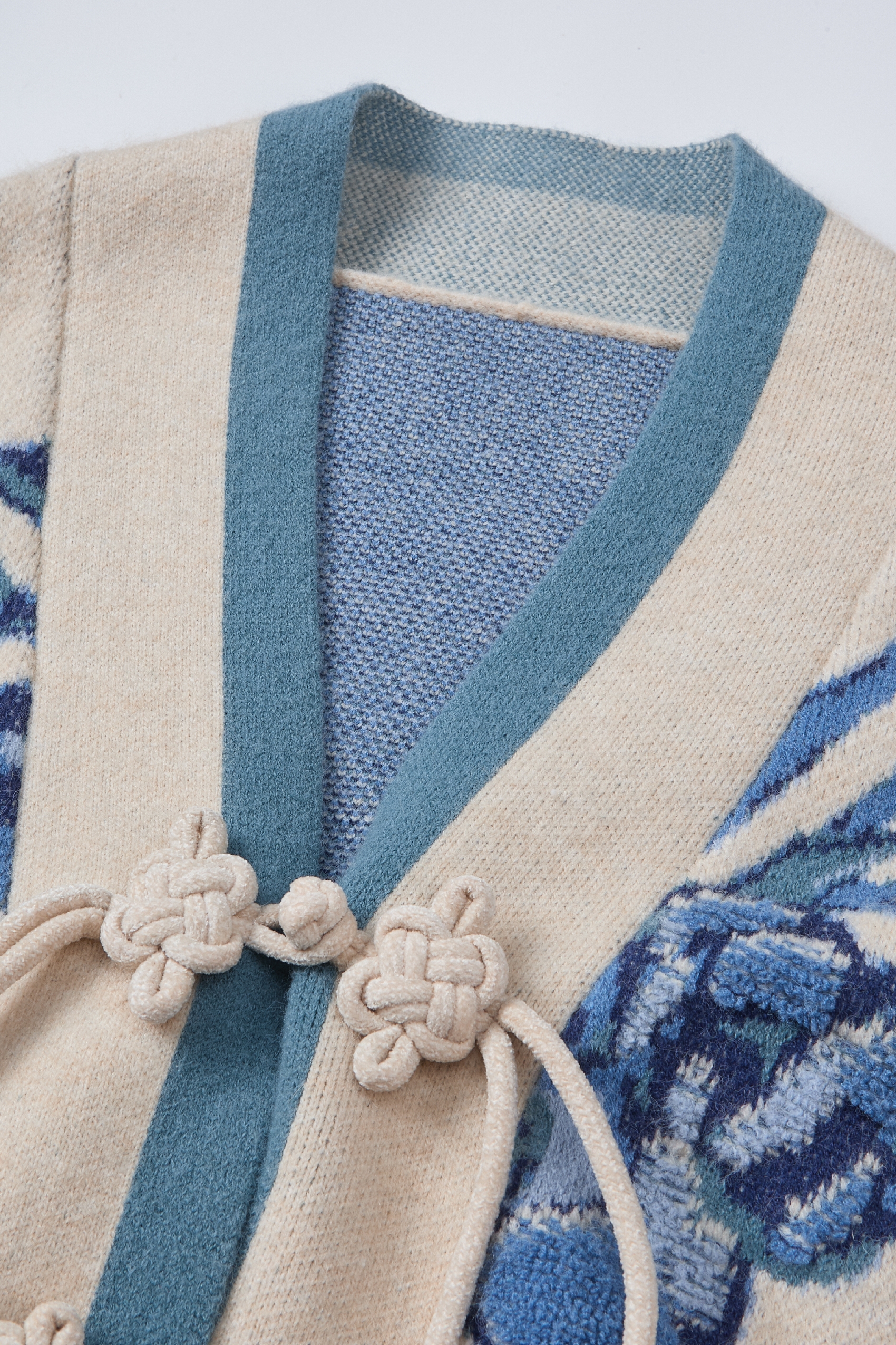 Van Gogh-Inspired Relaxed Knit Cardigan