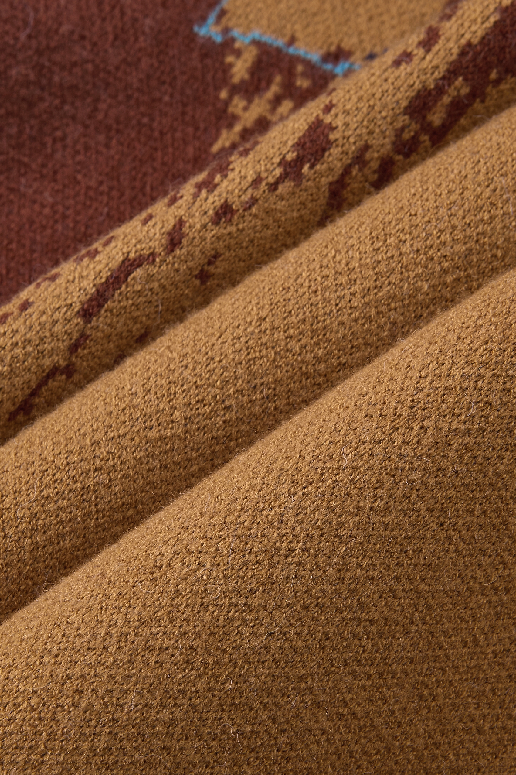 Medium-length knitted cardigan