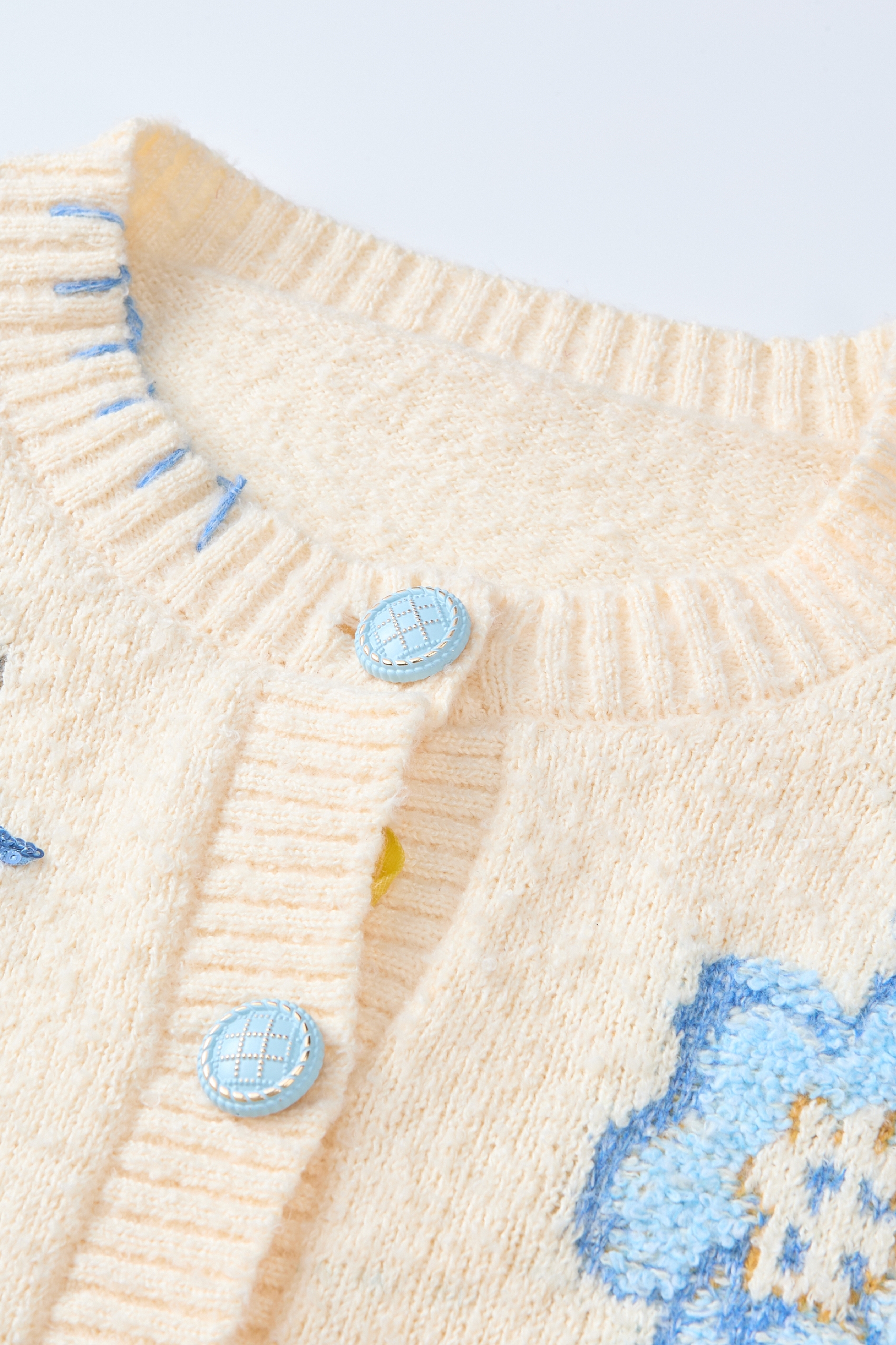 White high-end knit sweater