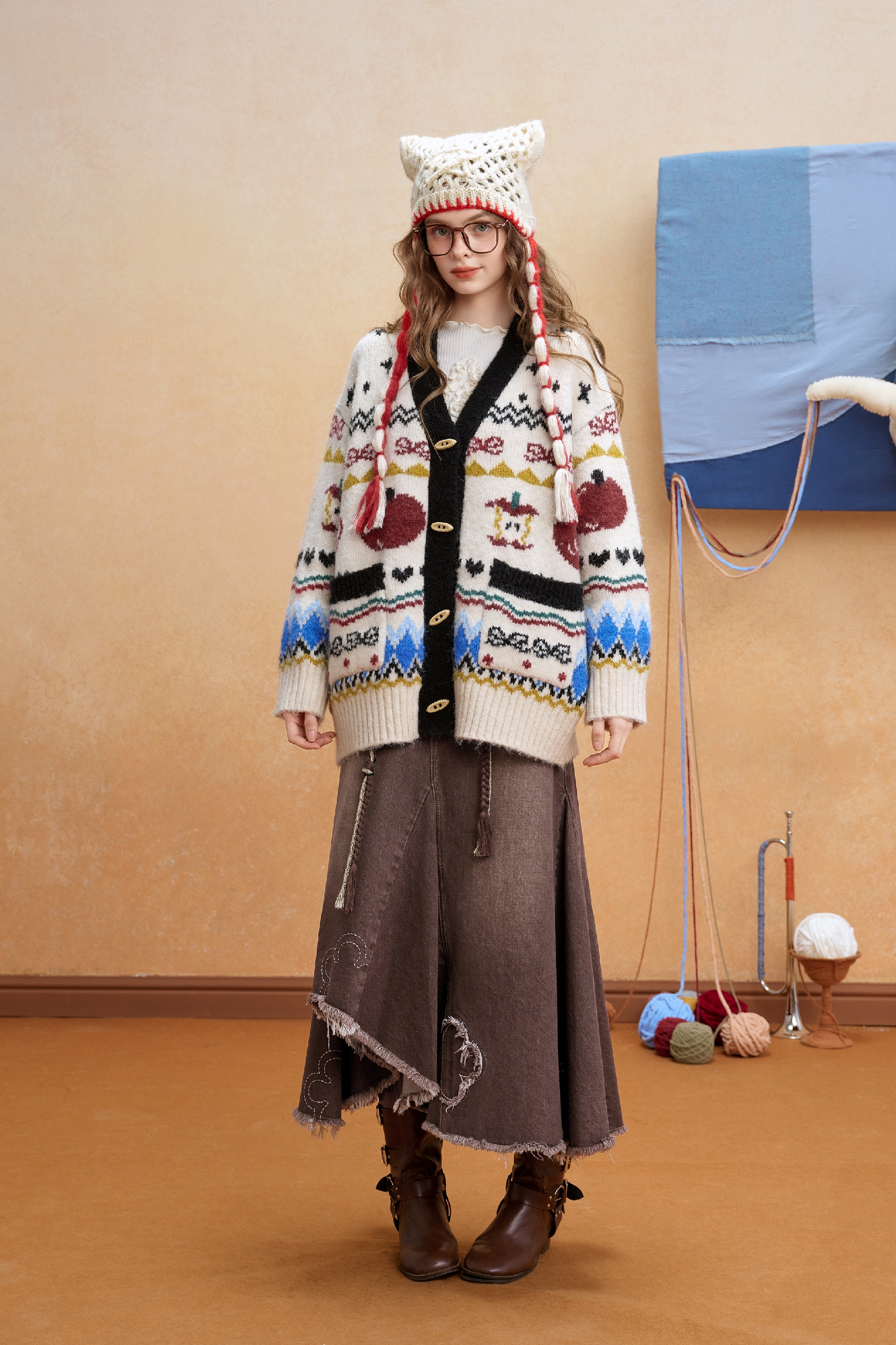 Casual long-sleeved knitted cardigan