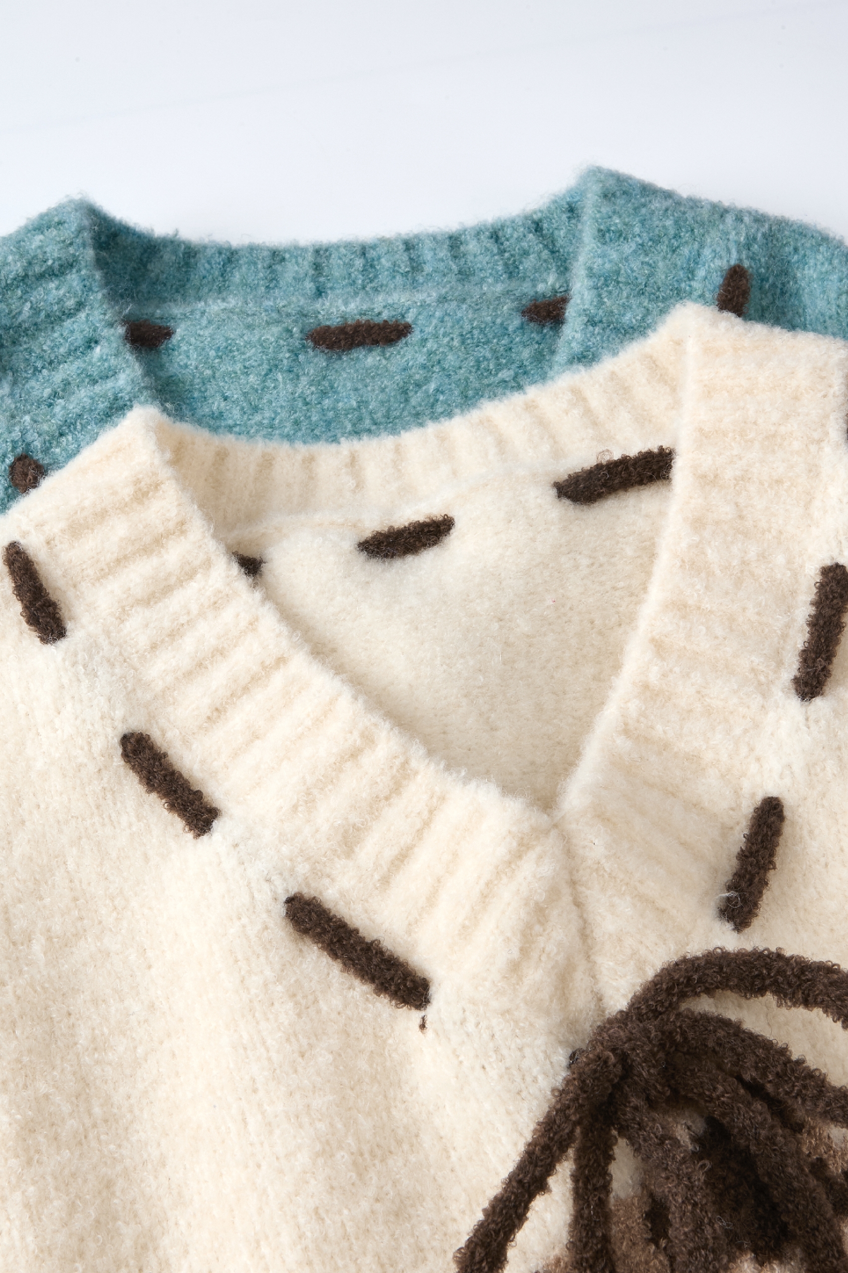 Pullover knitted sweater