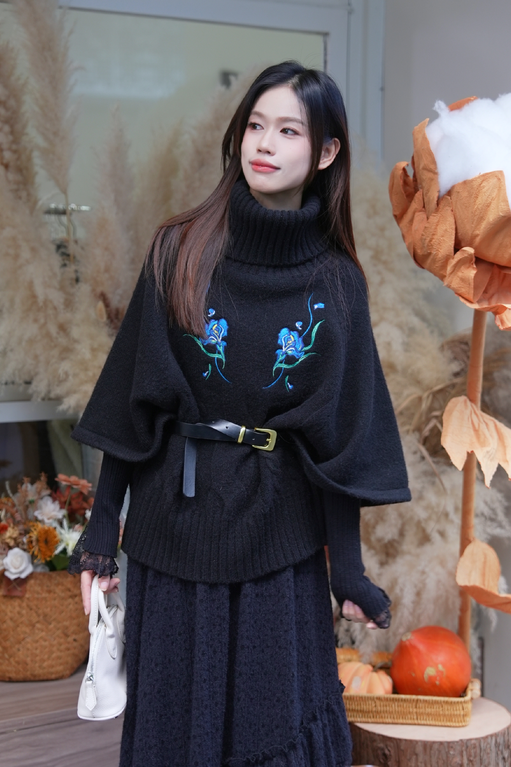 Van Gogh-Inspired Black Vintage Knit Pullover