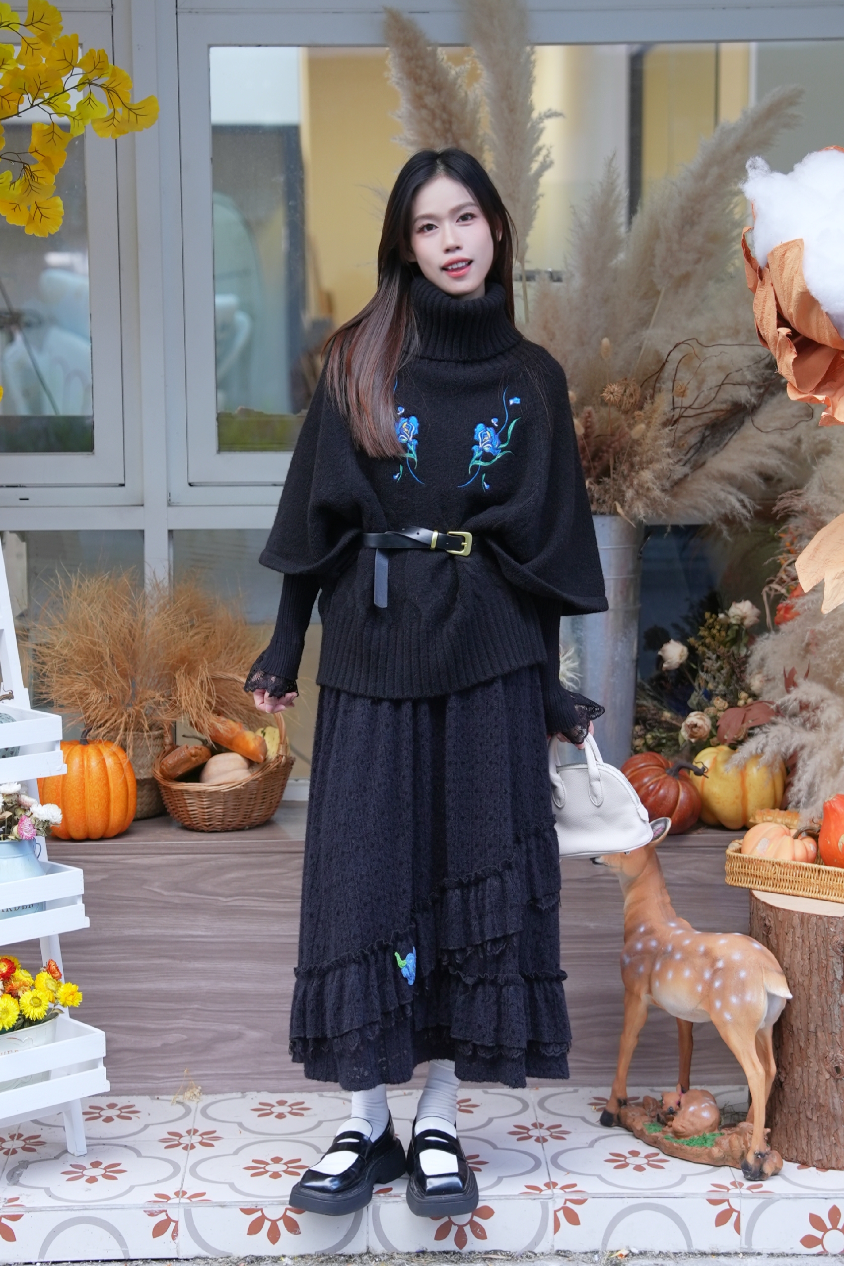 Van Gogh-Inspired Black Vintage Knit Pullover