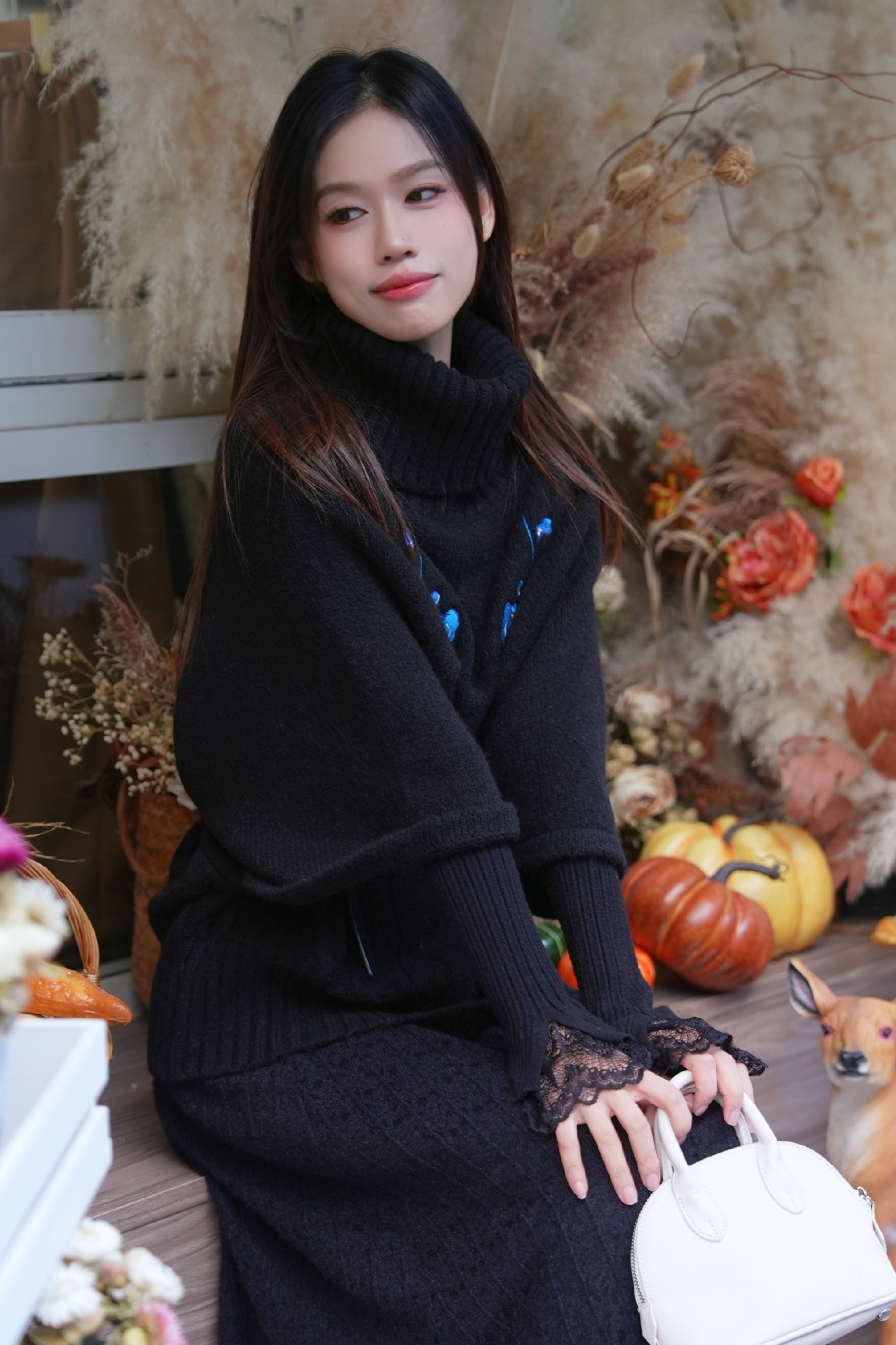 Van Gogh-Inspired Black Vintage Knit Pullover