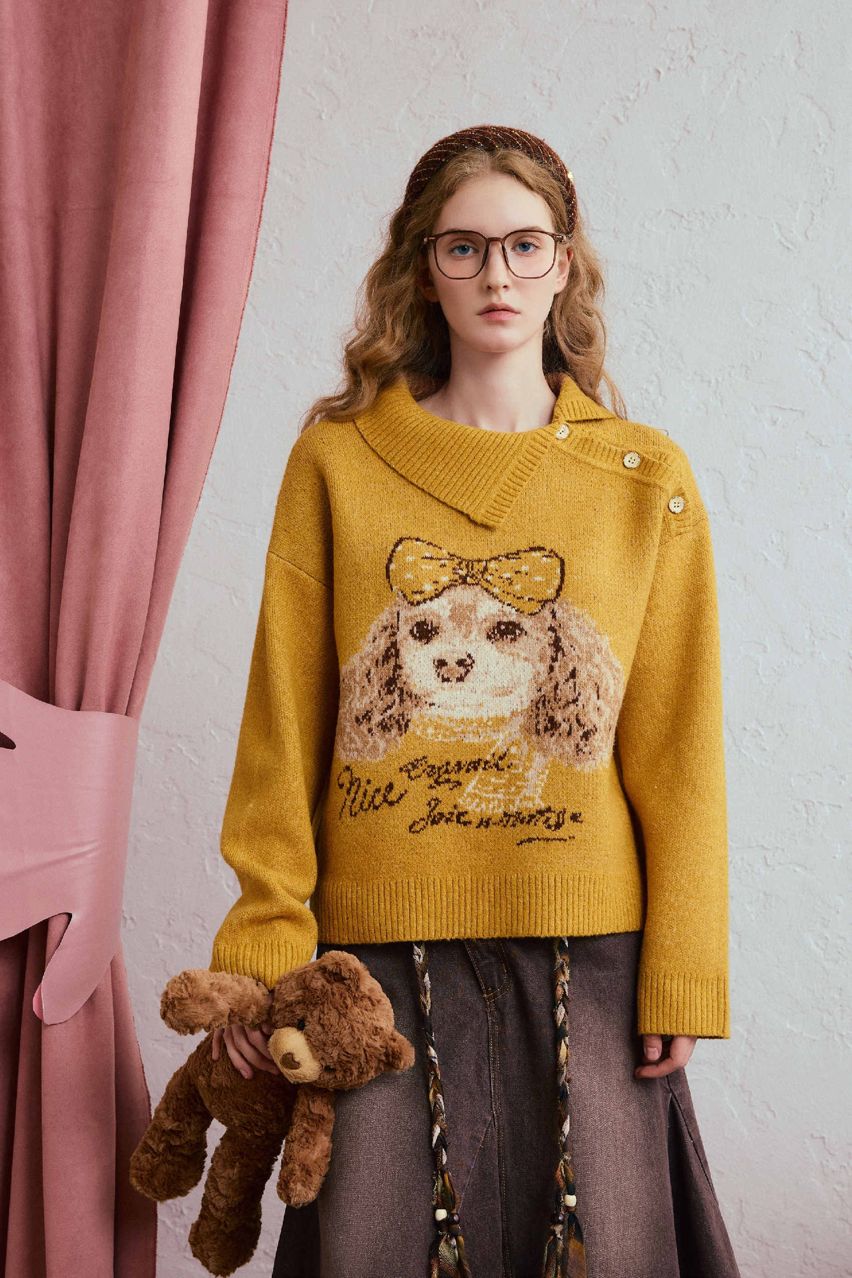 Lazy style lapel sweater