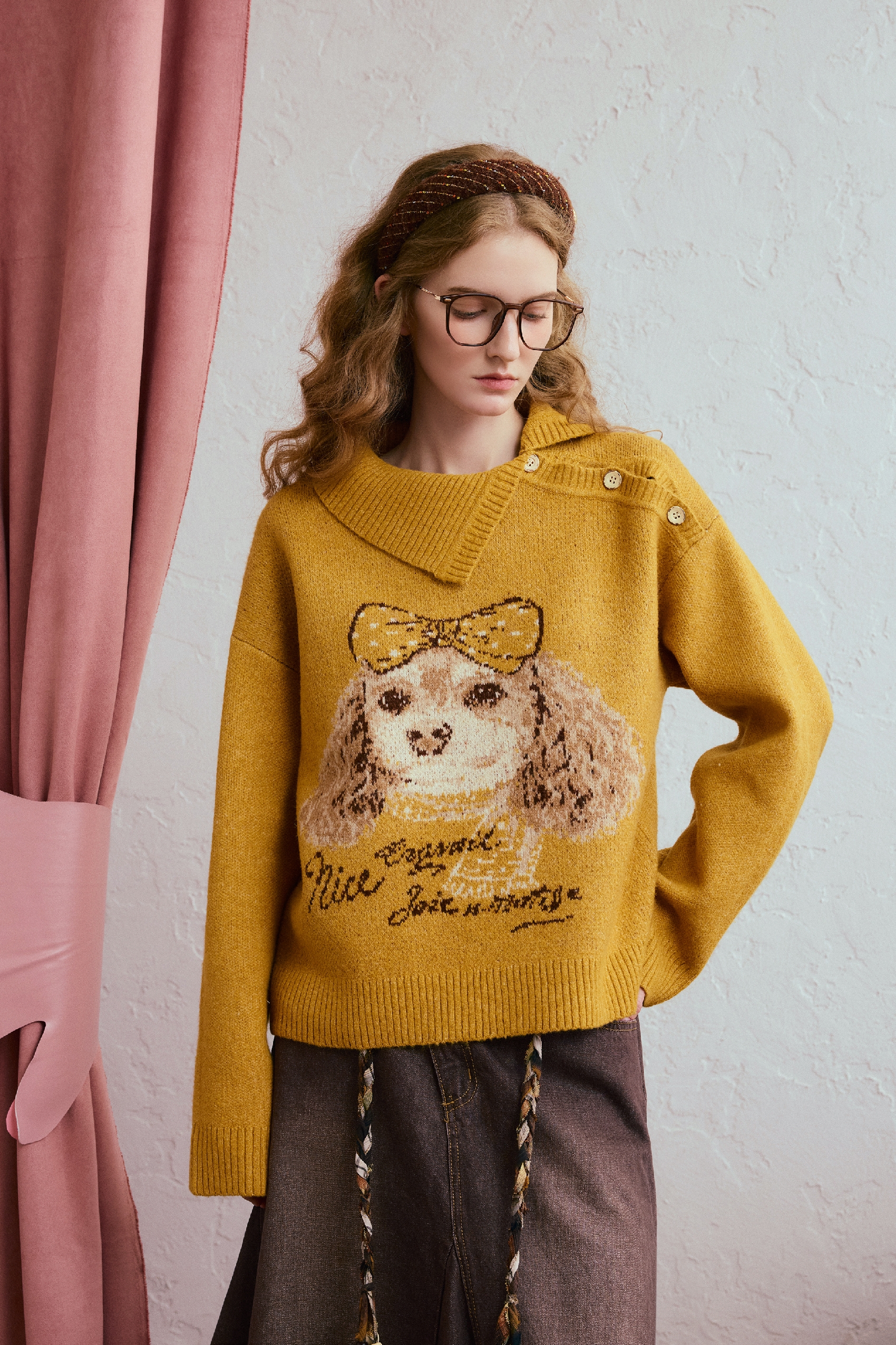 Lazy style lapel sweater