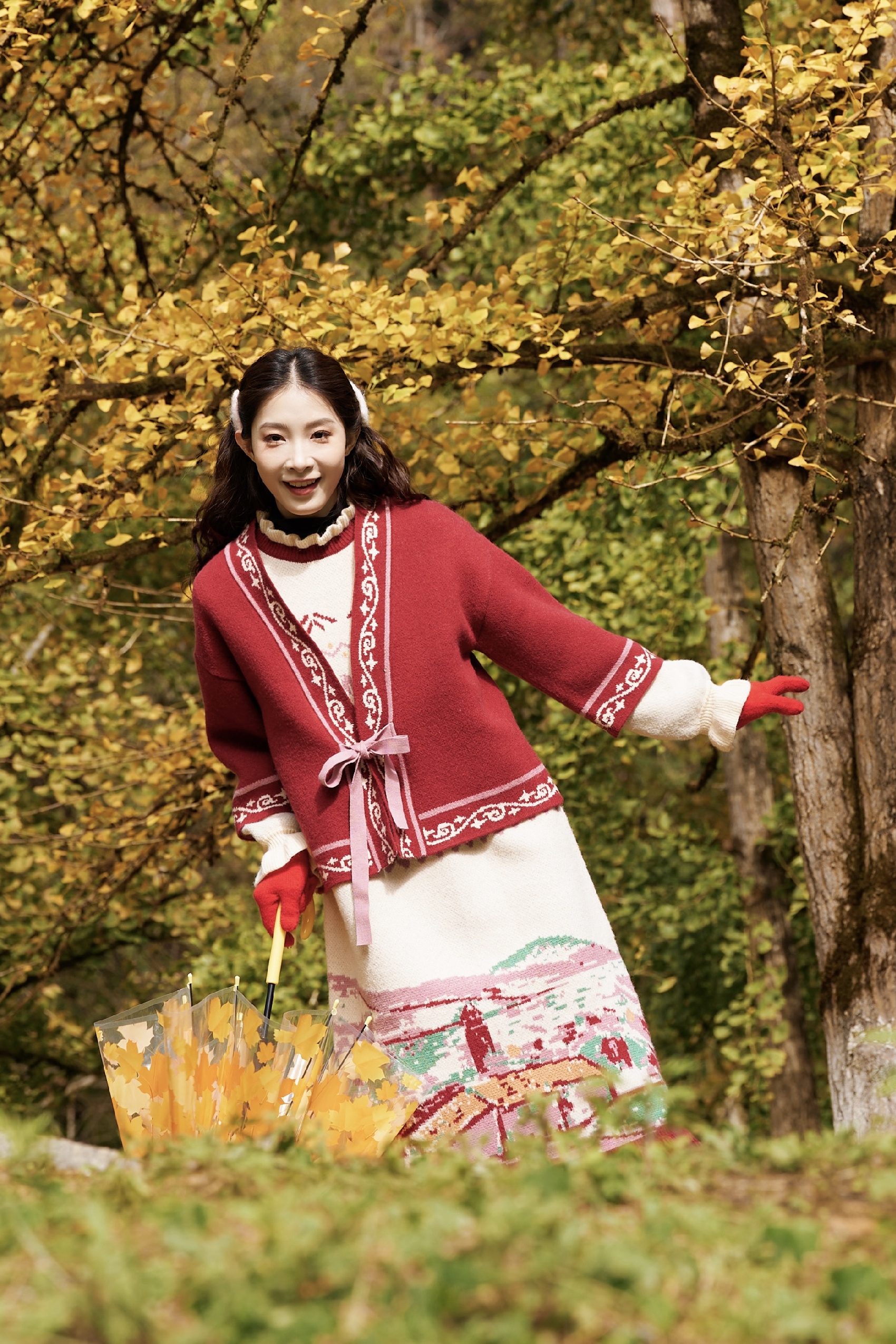 Red Festive Cropped Knit Cardigan