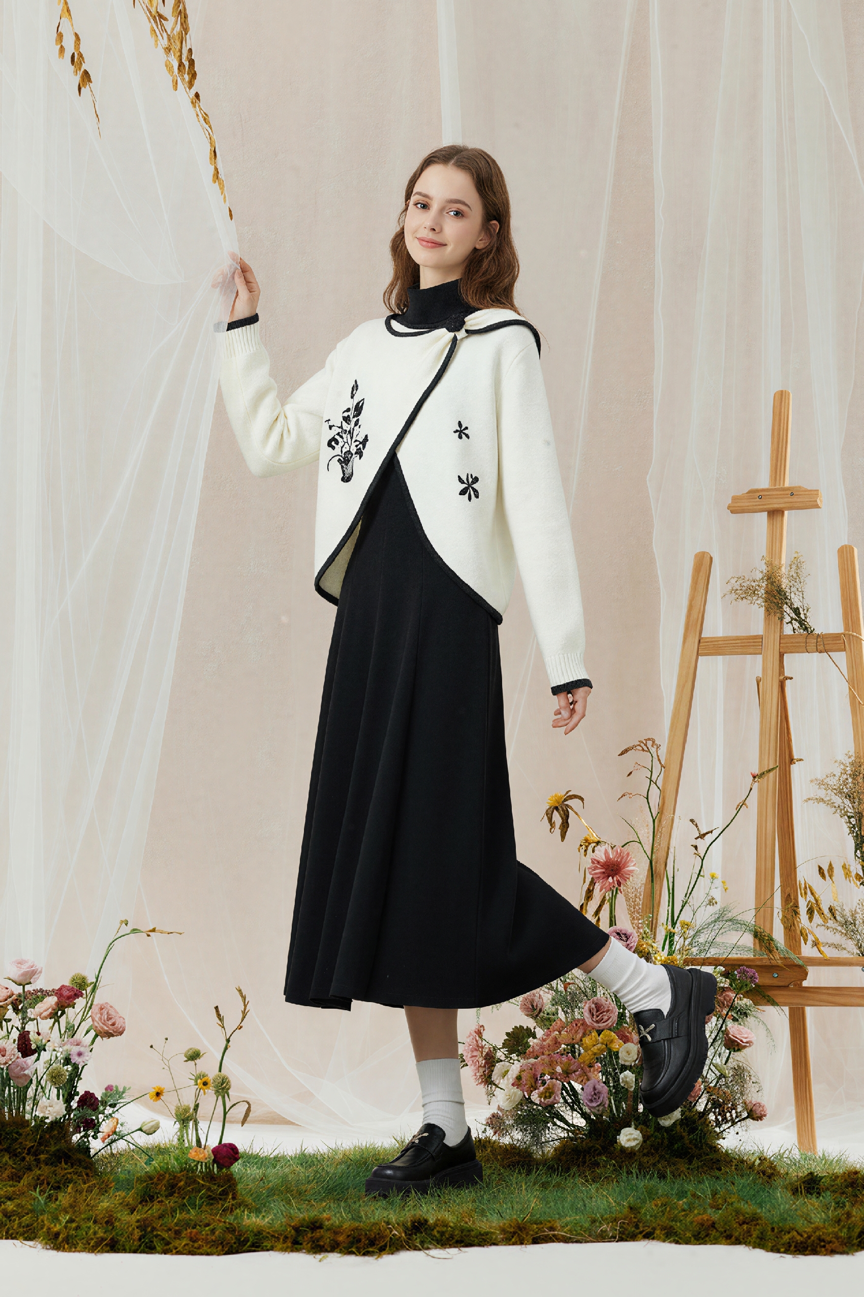 Vintage embroidered sweater