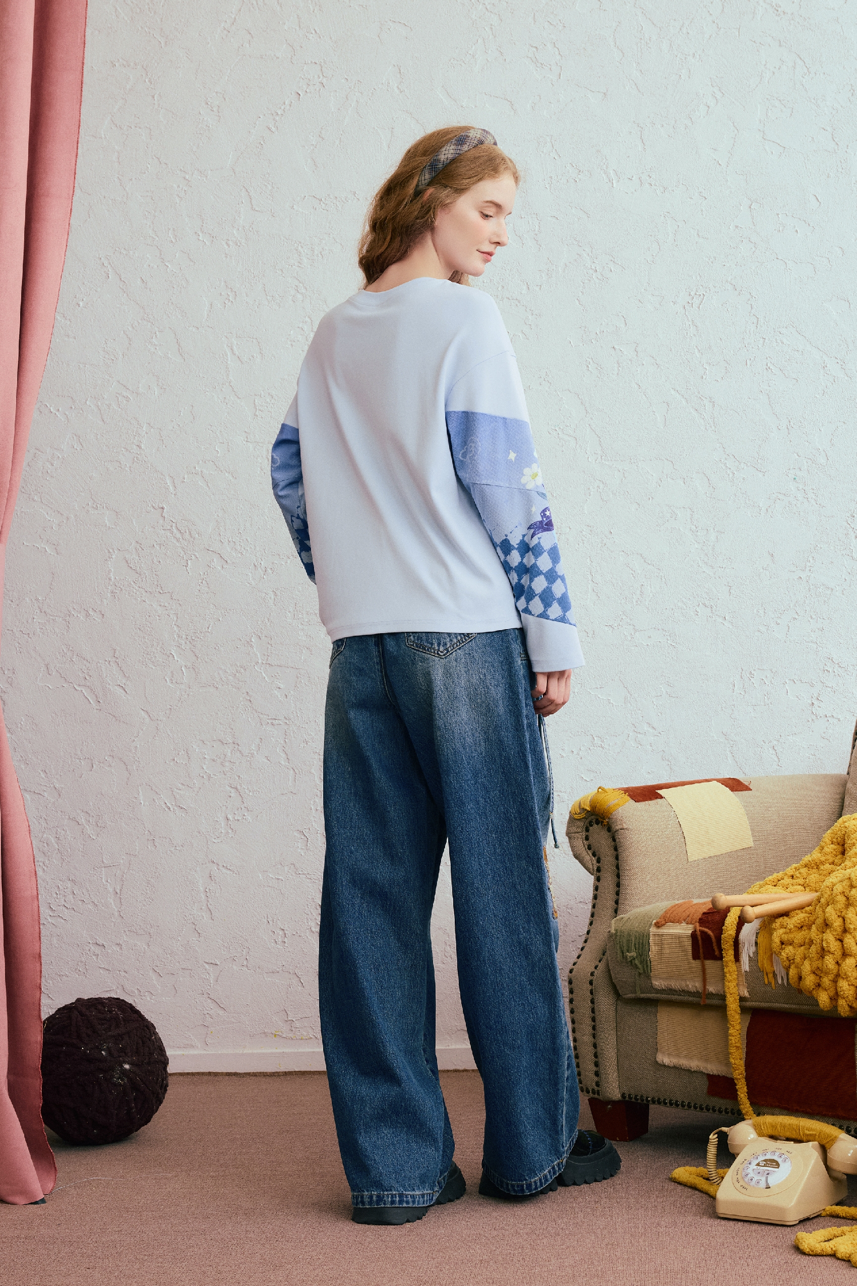 Loose-fitting long-sleeved base layer T-shirt