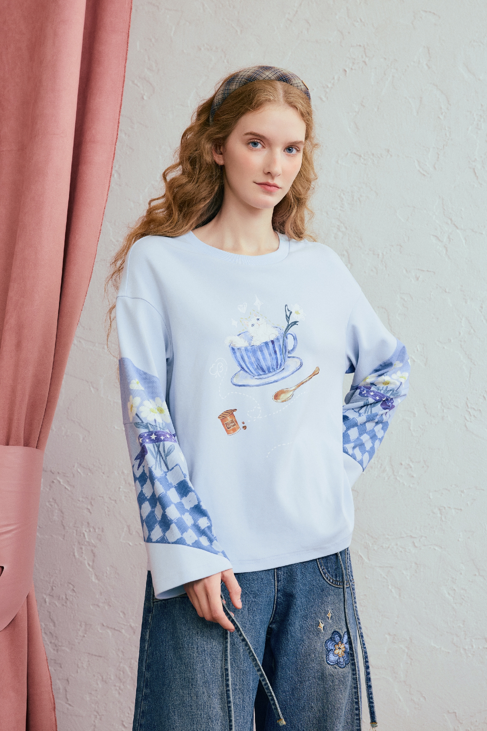 Loose-fitting long-sleeved base layer T-shirt