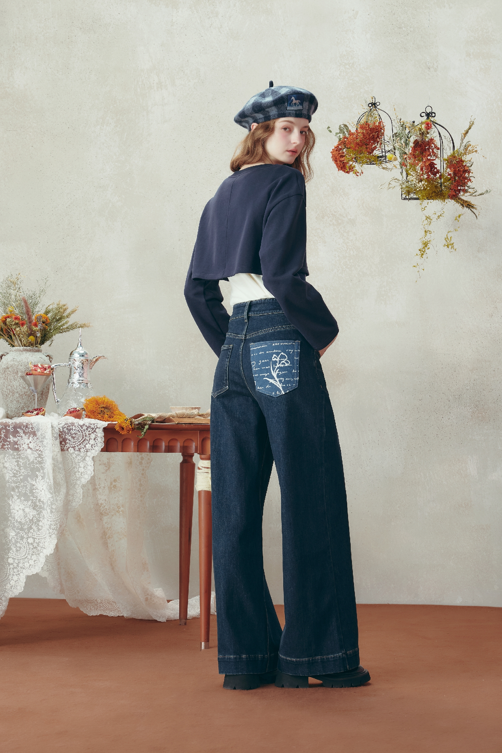 Patchwork strap crew neck sweatshirt