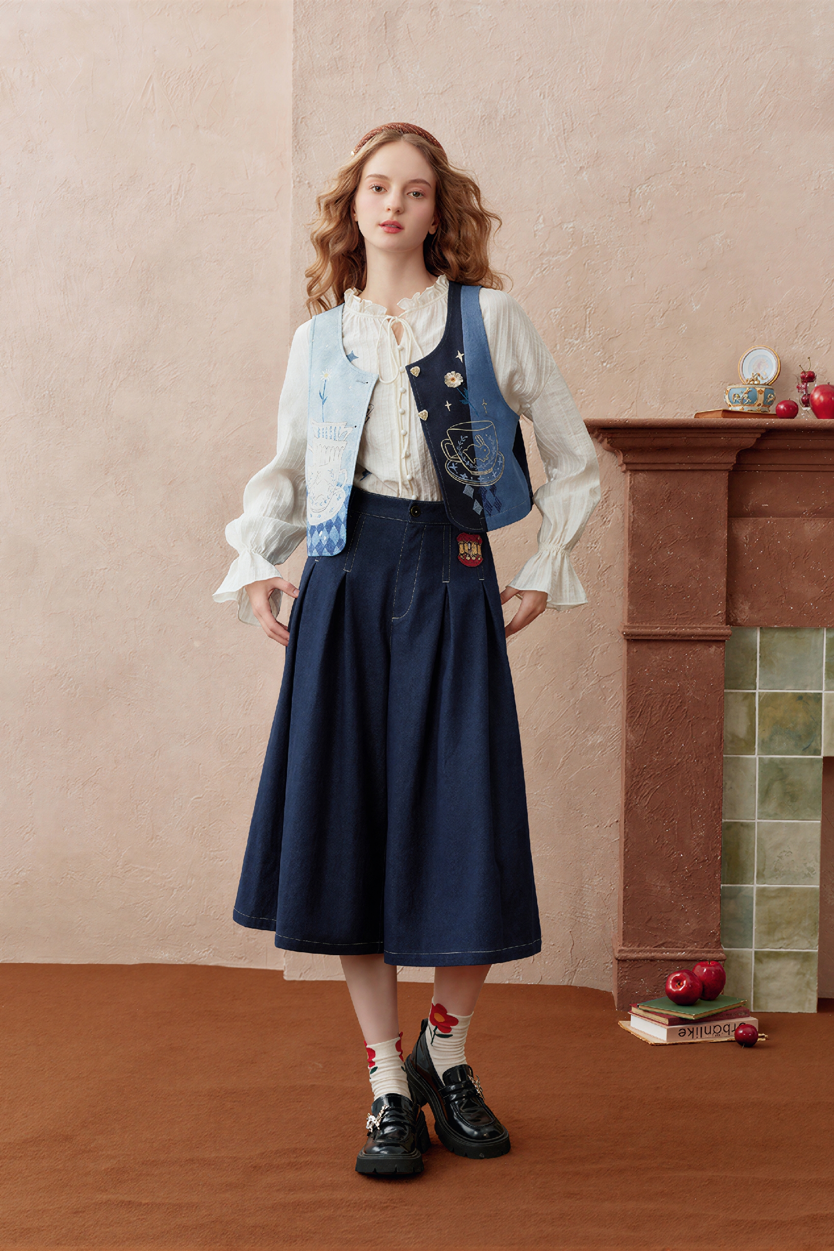 Lightweight Relaxed-Fit Embroidered Shirt