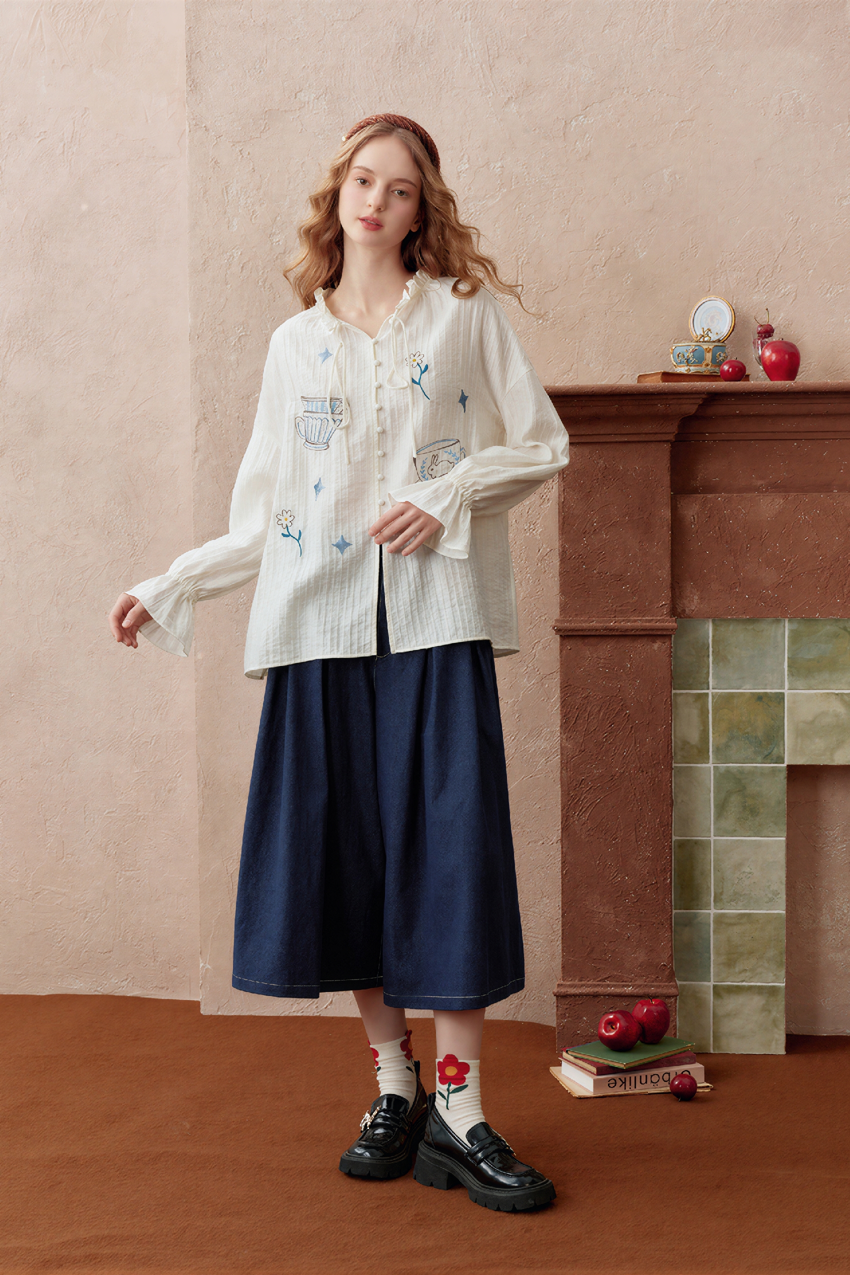 Lightweight Relaxed-Fit Embroidered Shirt