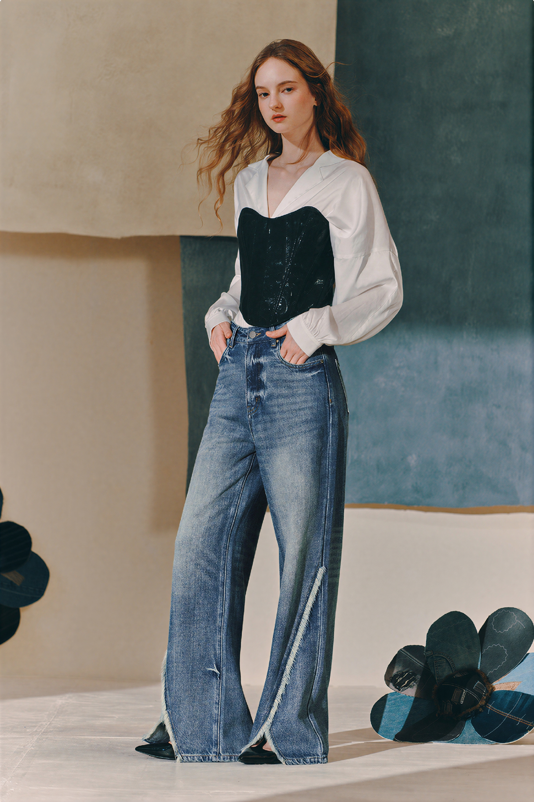 Van Gogh-Inspired High-Waisted Relaxed Jeans