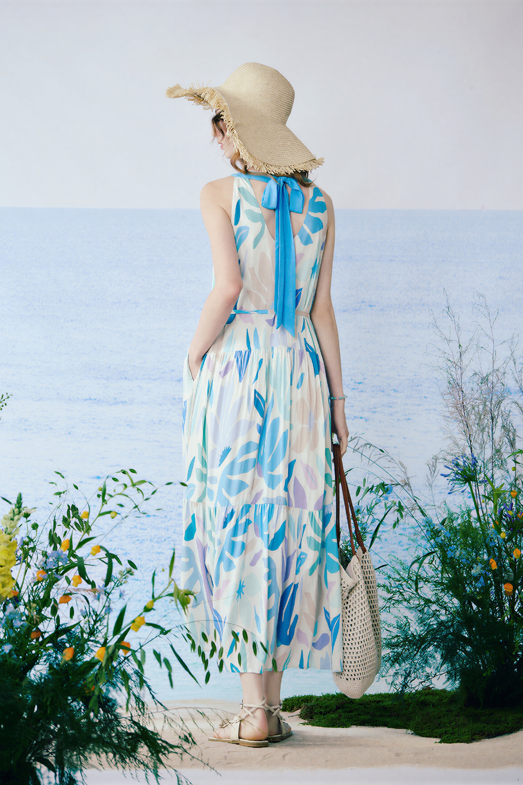 Matisse-Inspired Sleeveless Vacation Dress