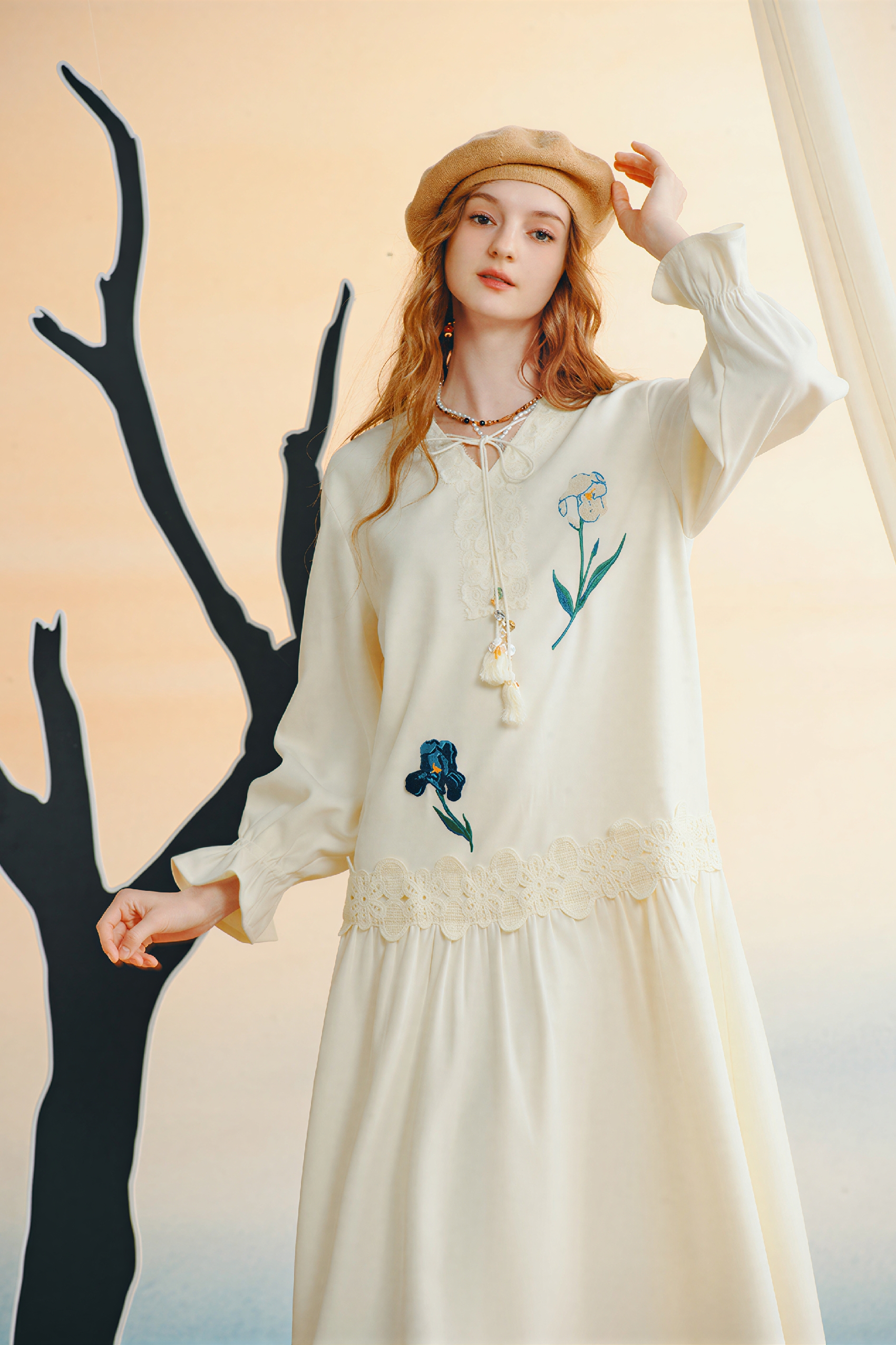 Van Gogh-Inspired Black Lace Autumn Dress