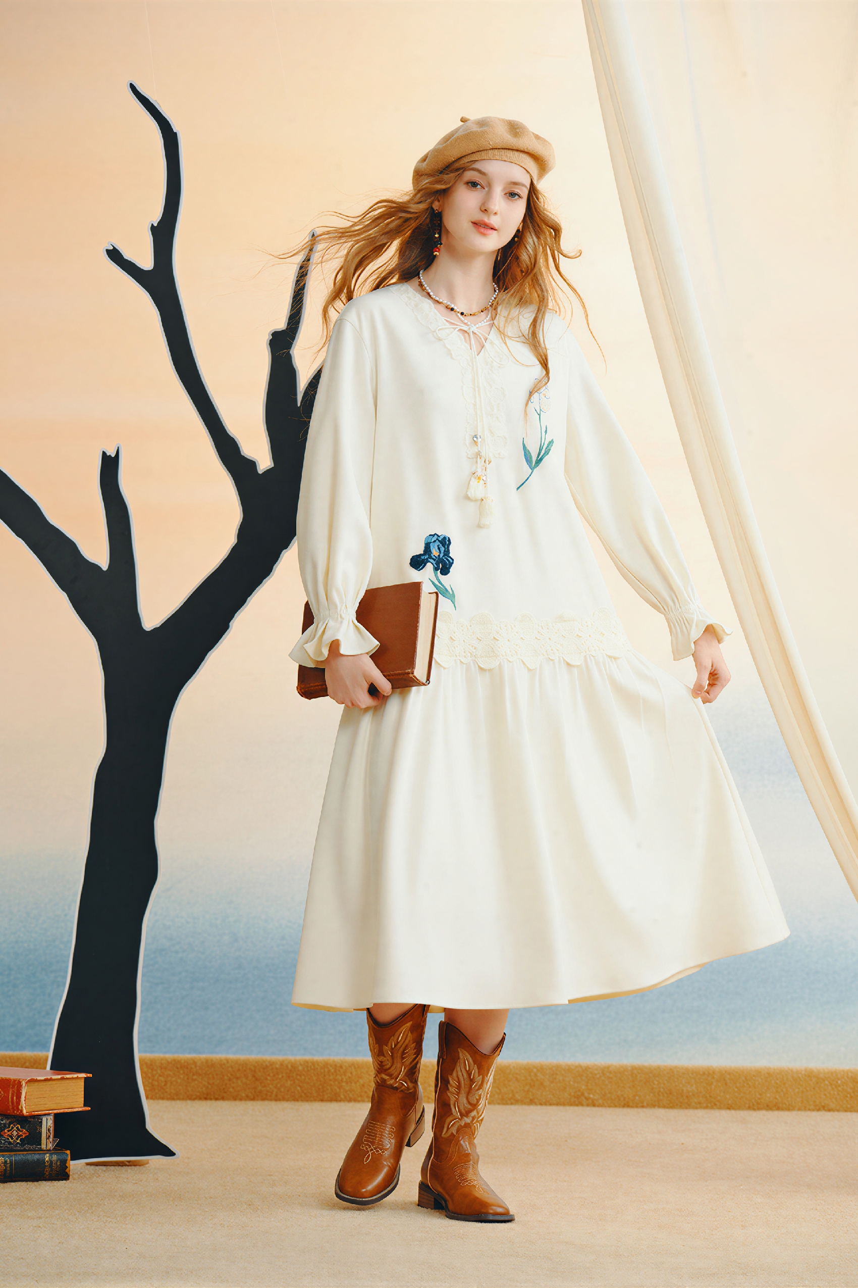 Van Gogh-Inspired Black Lace Autumn Dress