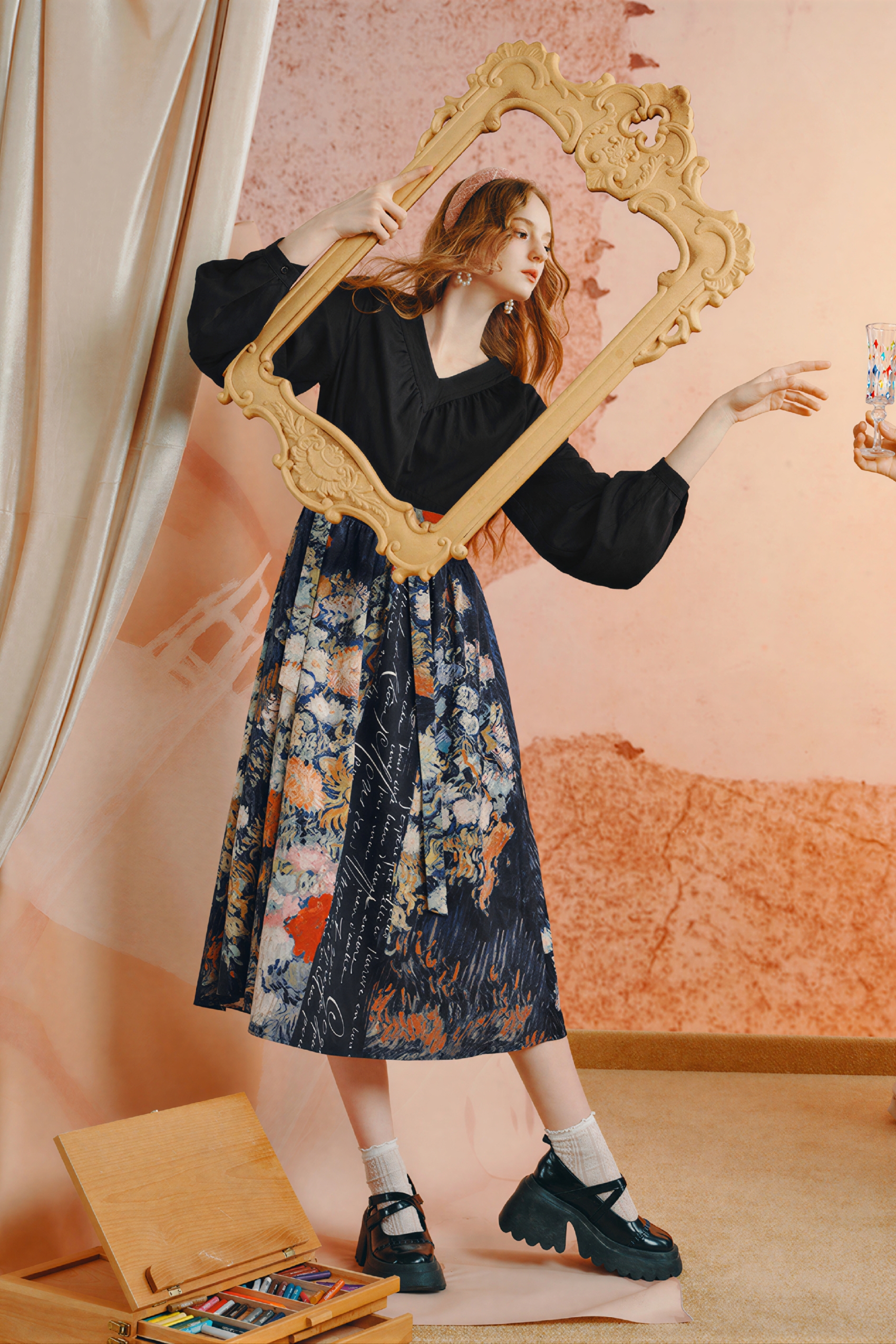 Van Gogh-Inspired French-Style V-Neck A-Line Dress
