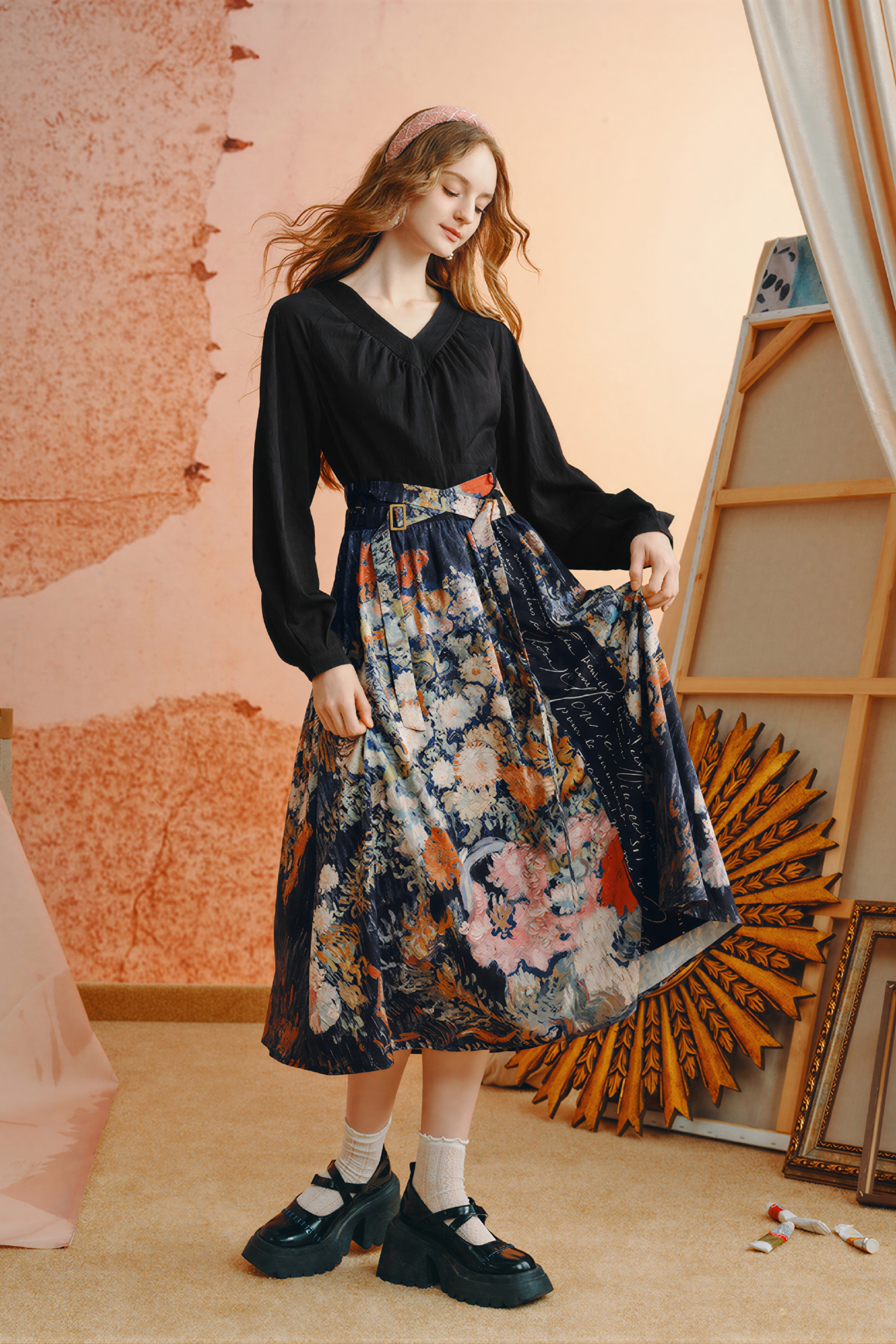 Van Gogh-Inspired French-Style V-Neck A-Line Dress