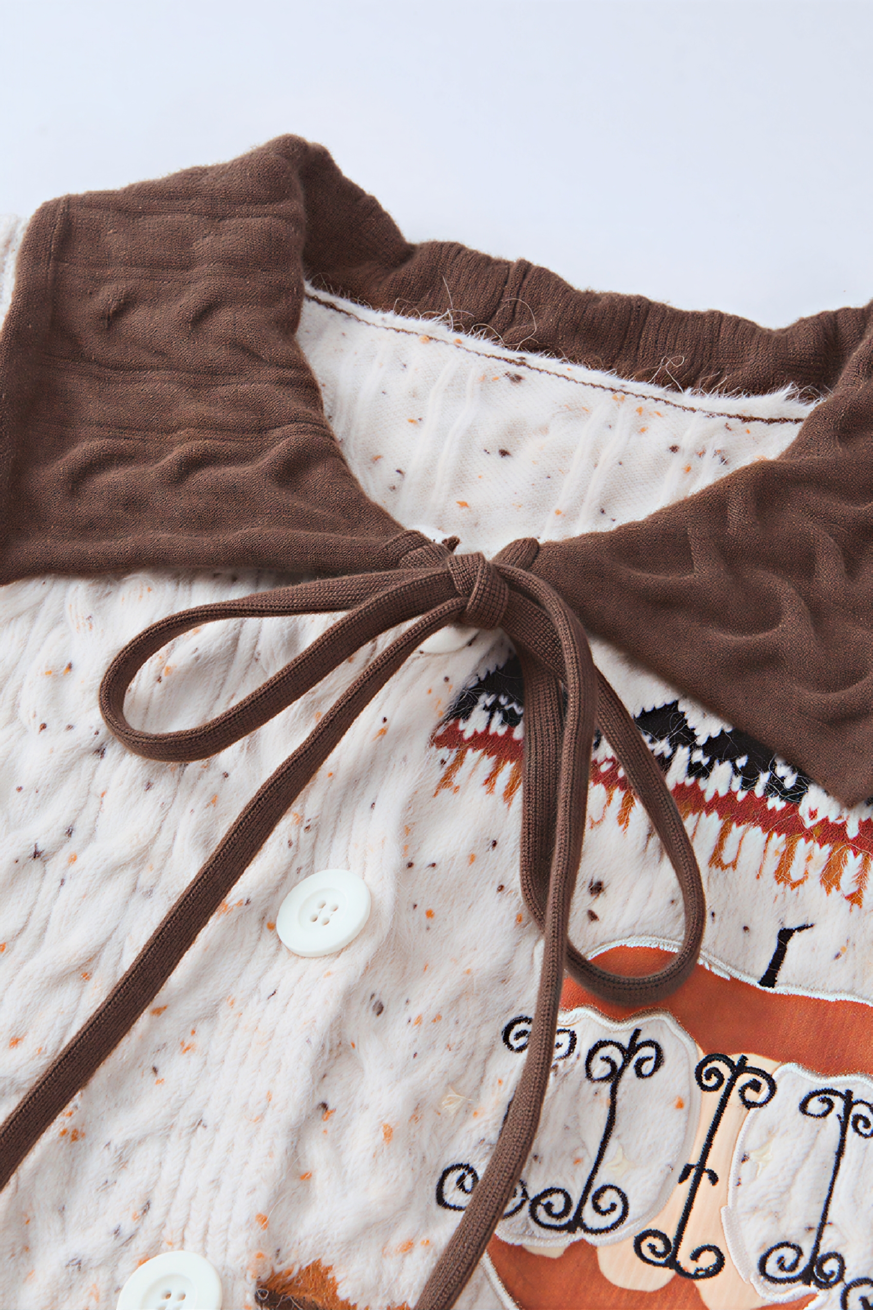 Knitted cardigan vest