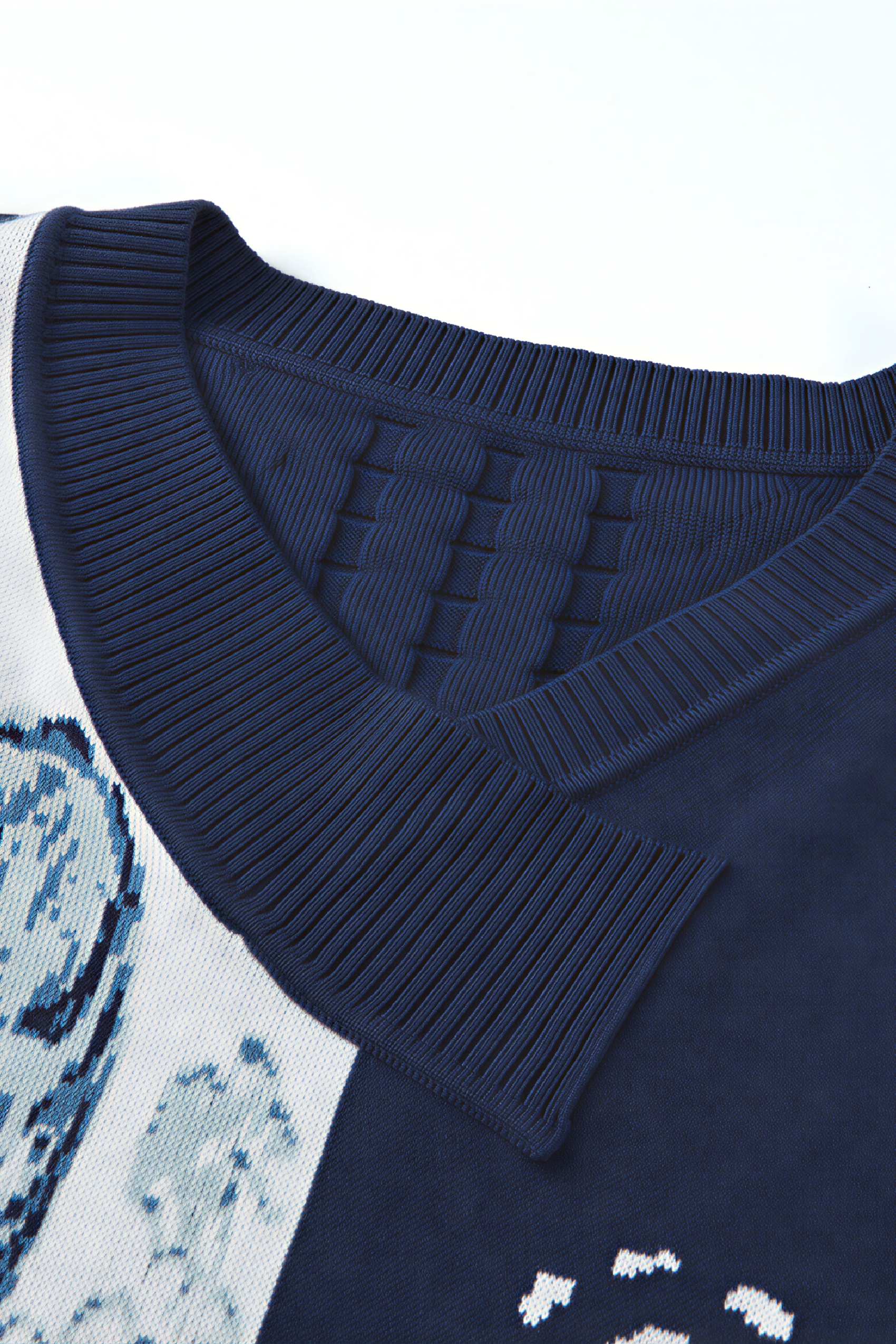 Van Gogh-Inspired Vintage Knit Sweater