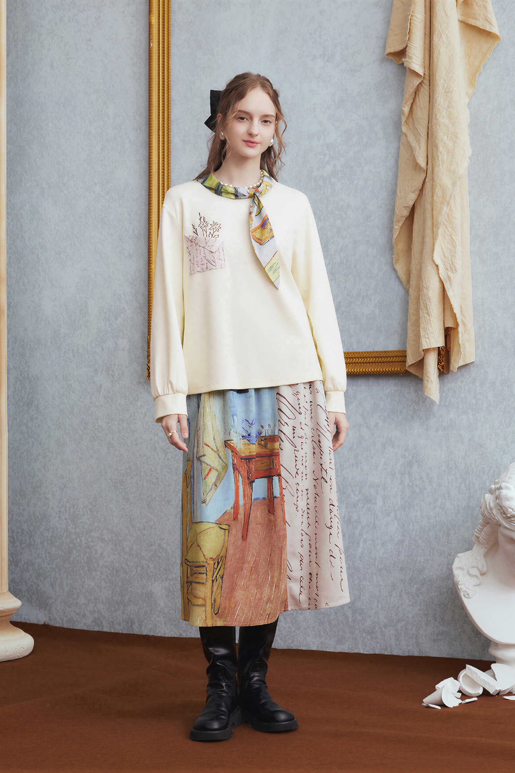 Van Gogh-Inspired Designer Relaxed Sweatshirt Top