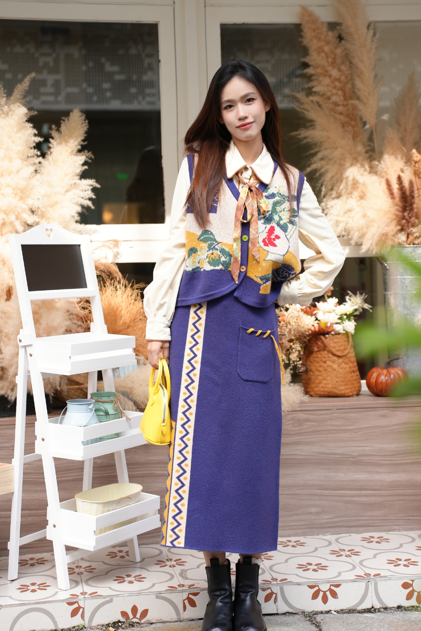 Knitted vest and skirt set