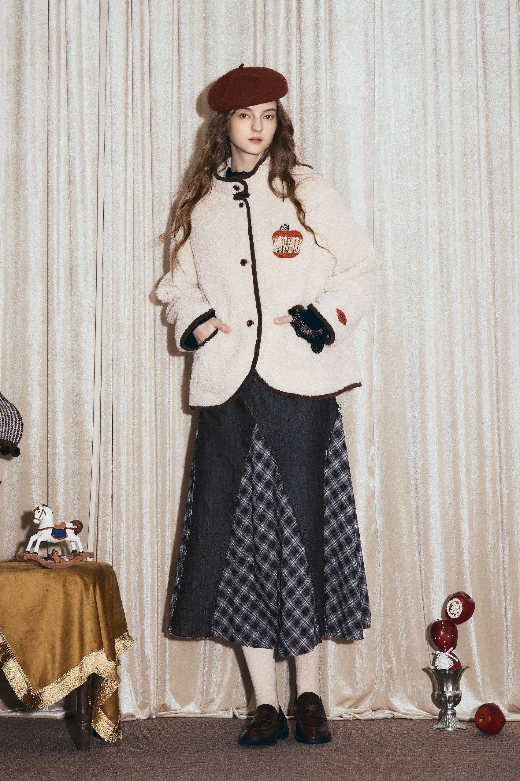 White embroidered lambskin coat