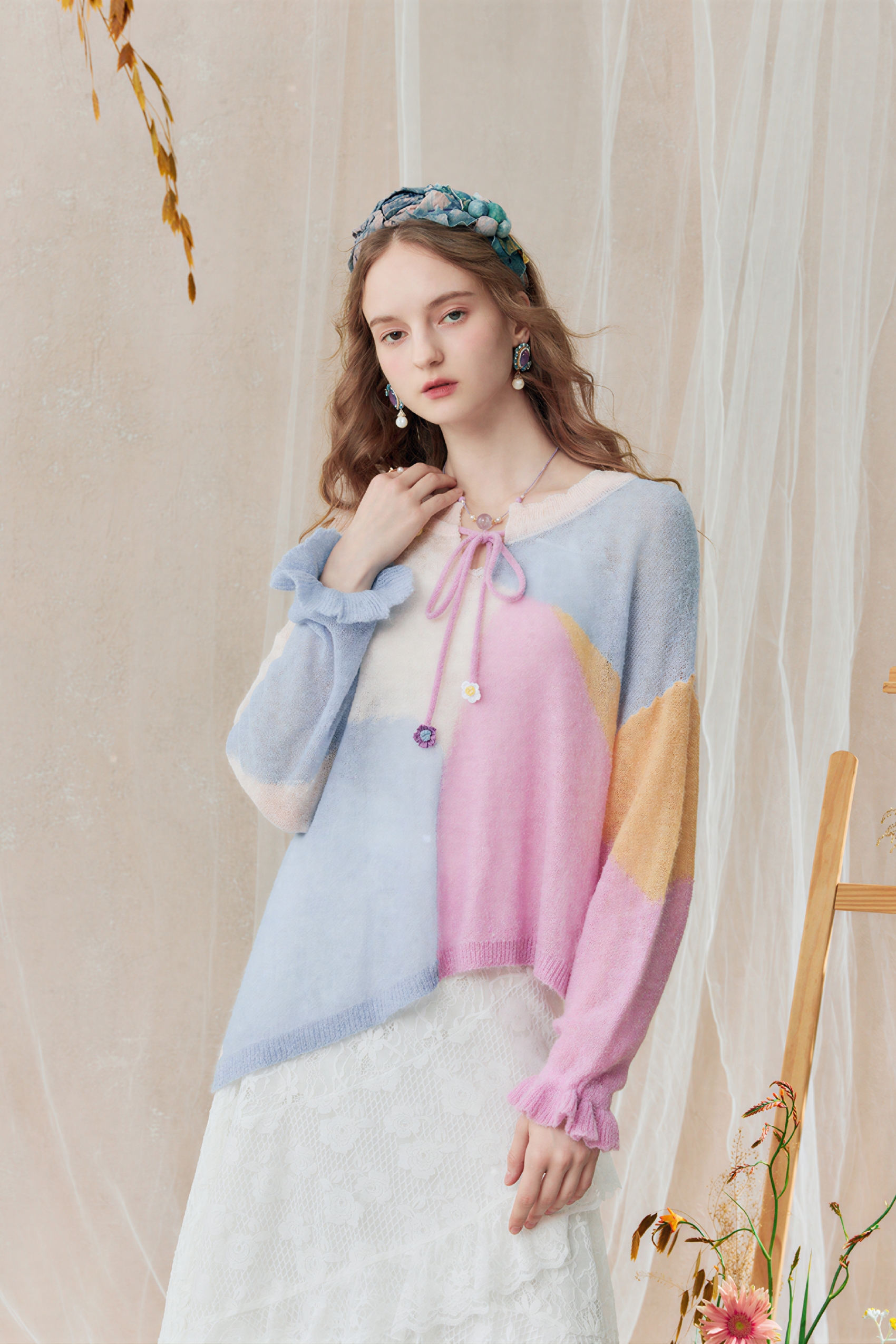 Color-blocked knitted top