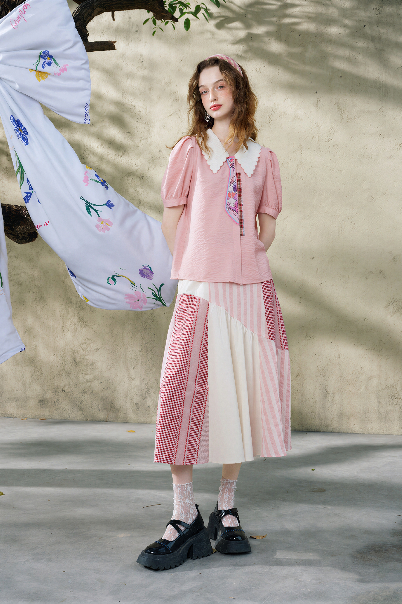 Sweet Printed Collar Puff-Sleeve Shirt