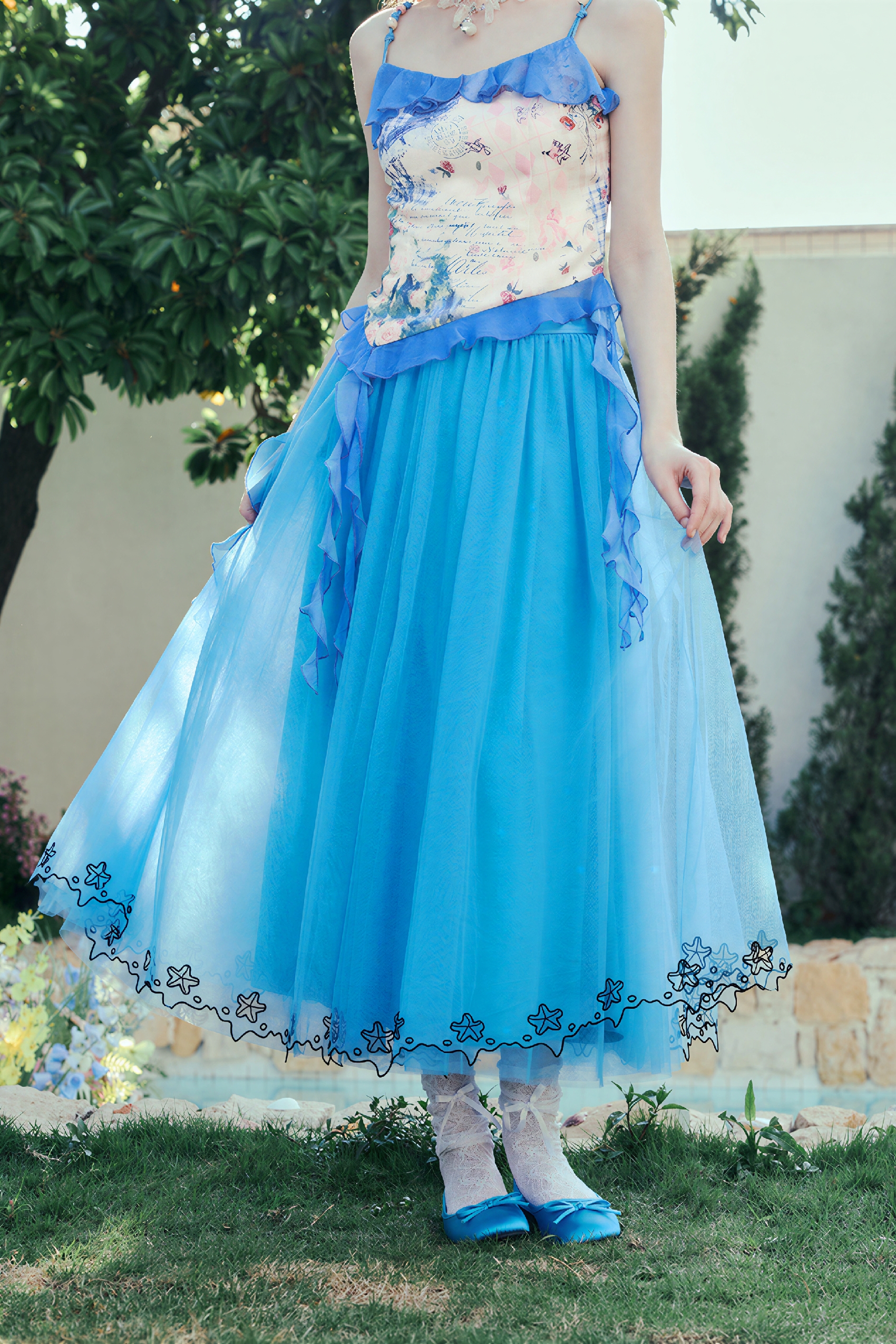 High-Waisted A-Line Embroidered Skirt