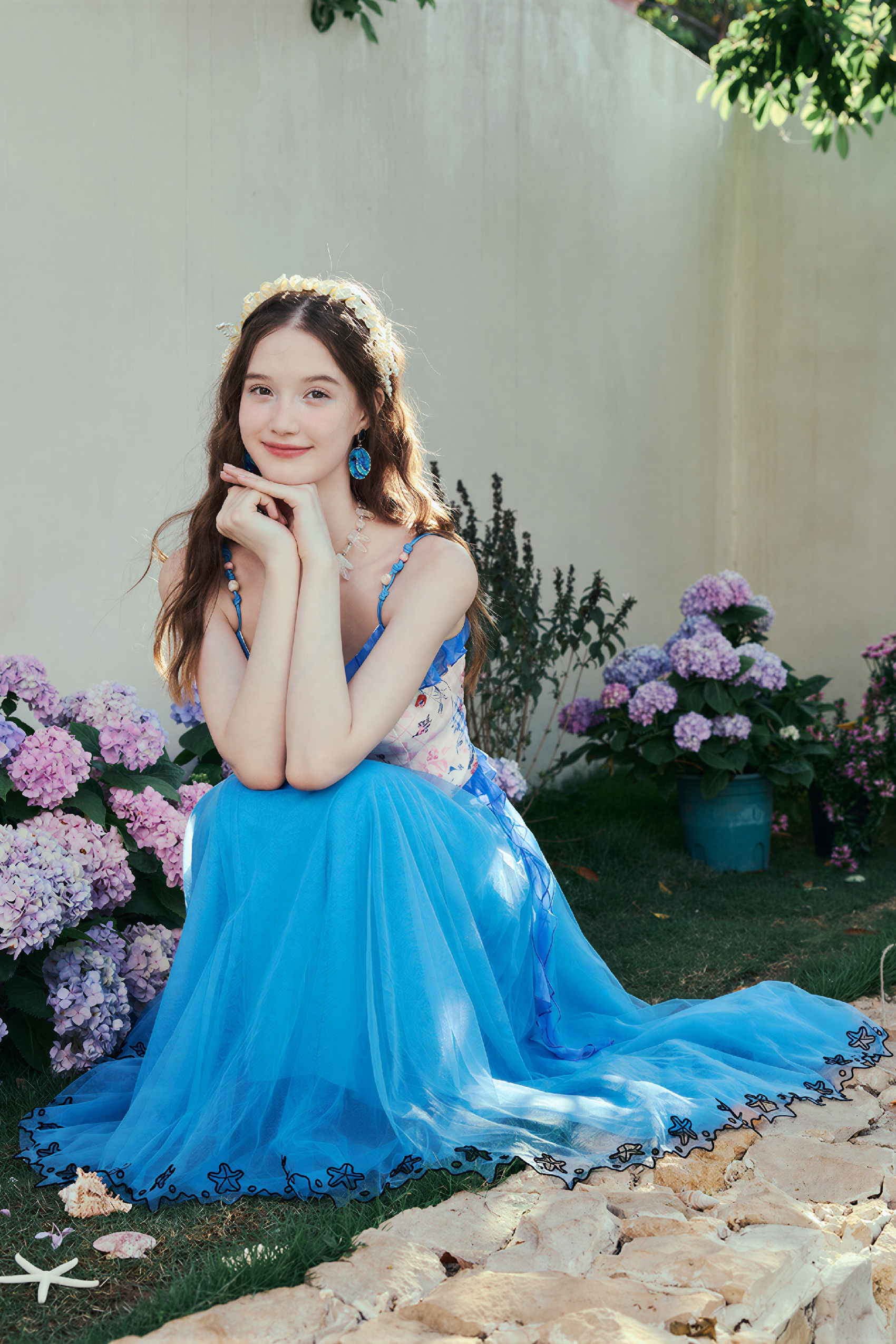 High-Waisted A-Line Embroidered Skirt