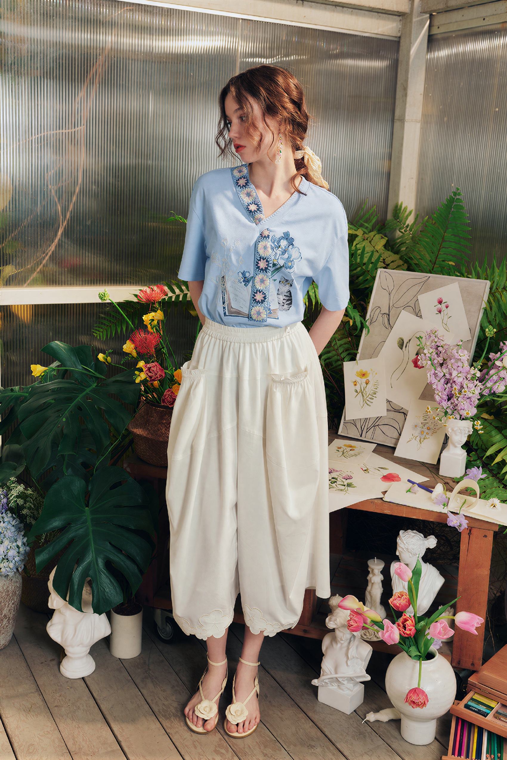 White Relaxed-Fit Casual Wide-Leg Pants