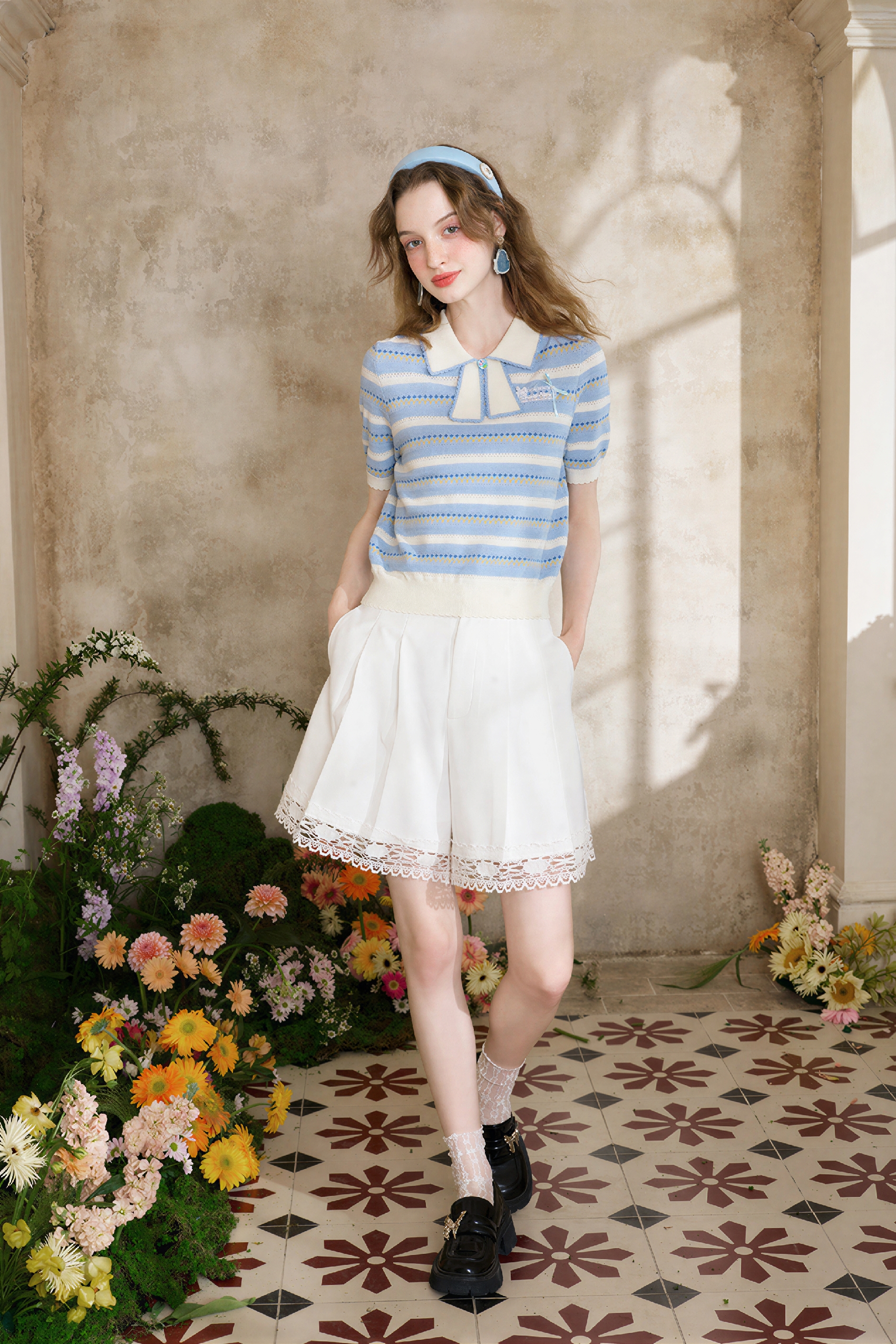 White A-Line Lace Detail Shorts