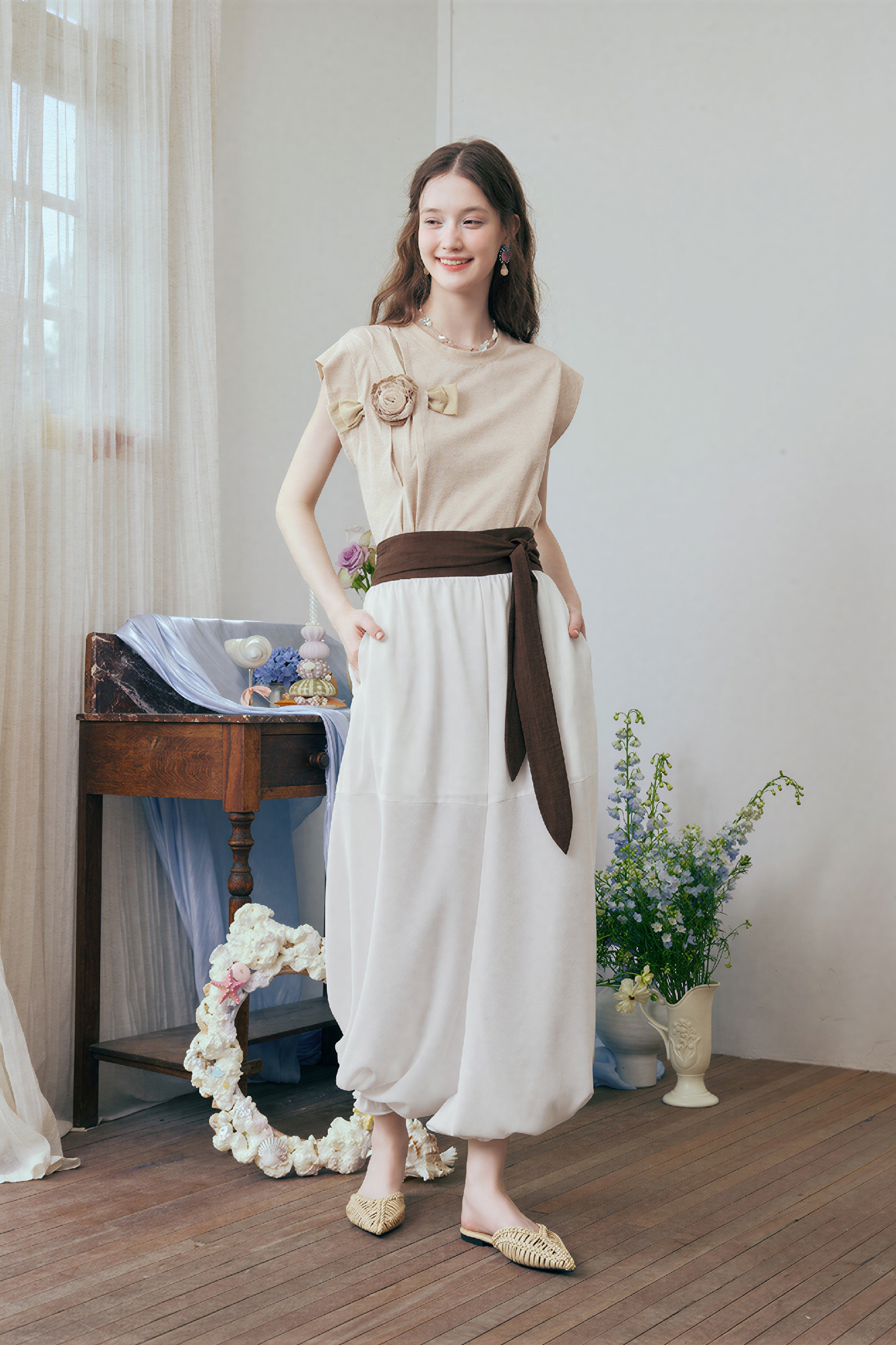 White Color-Block Balloon Pants