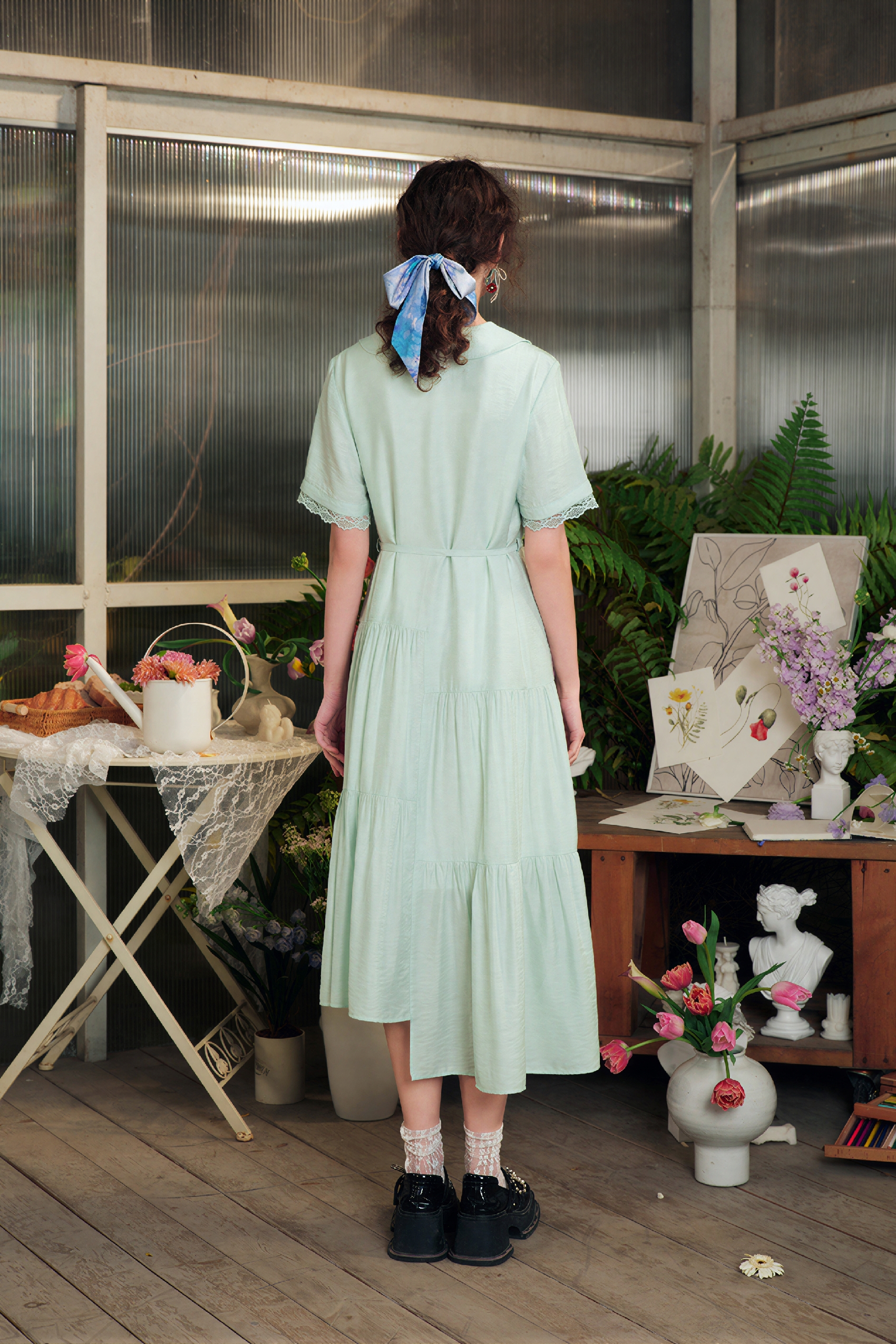 French Waist-Defined Shirt Dress