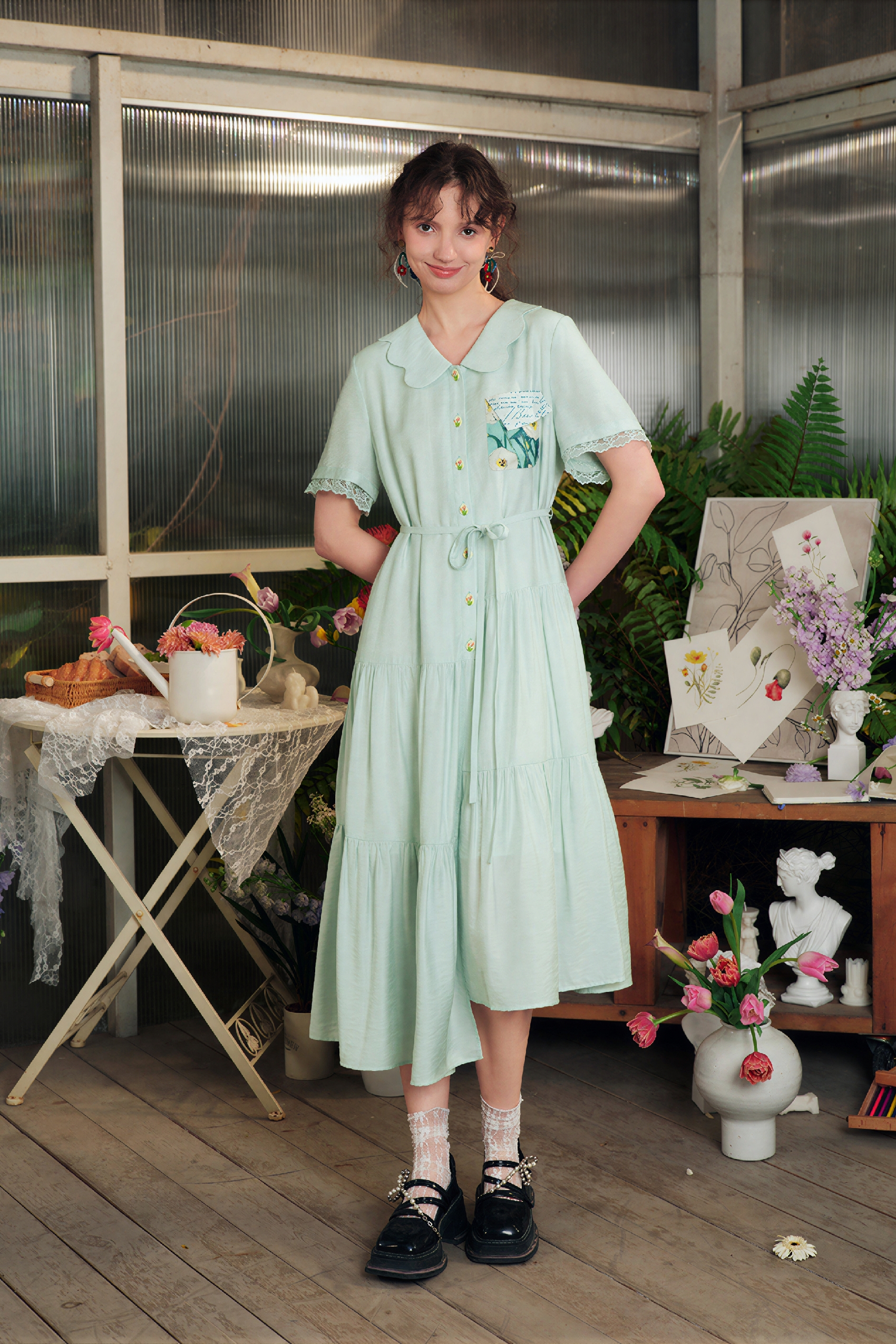 French Waist-Defined Shirt Dress