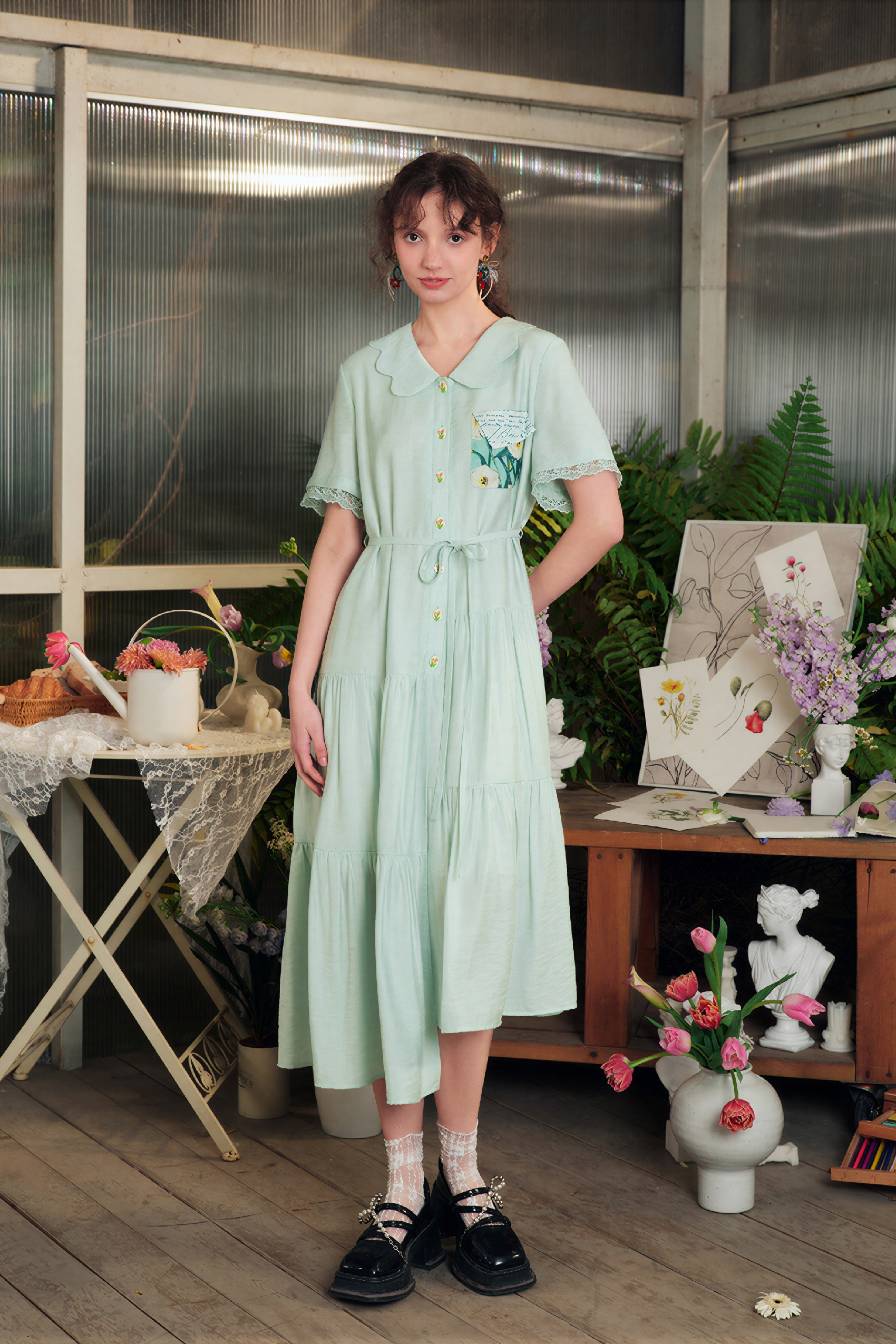 French Waist-Defined Shirt Dress