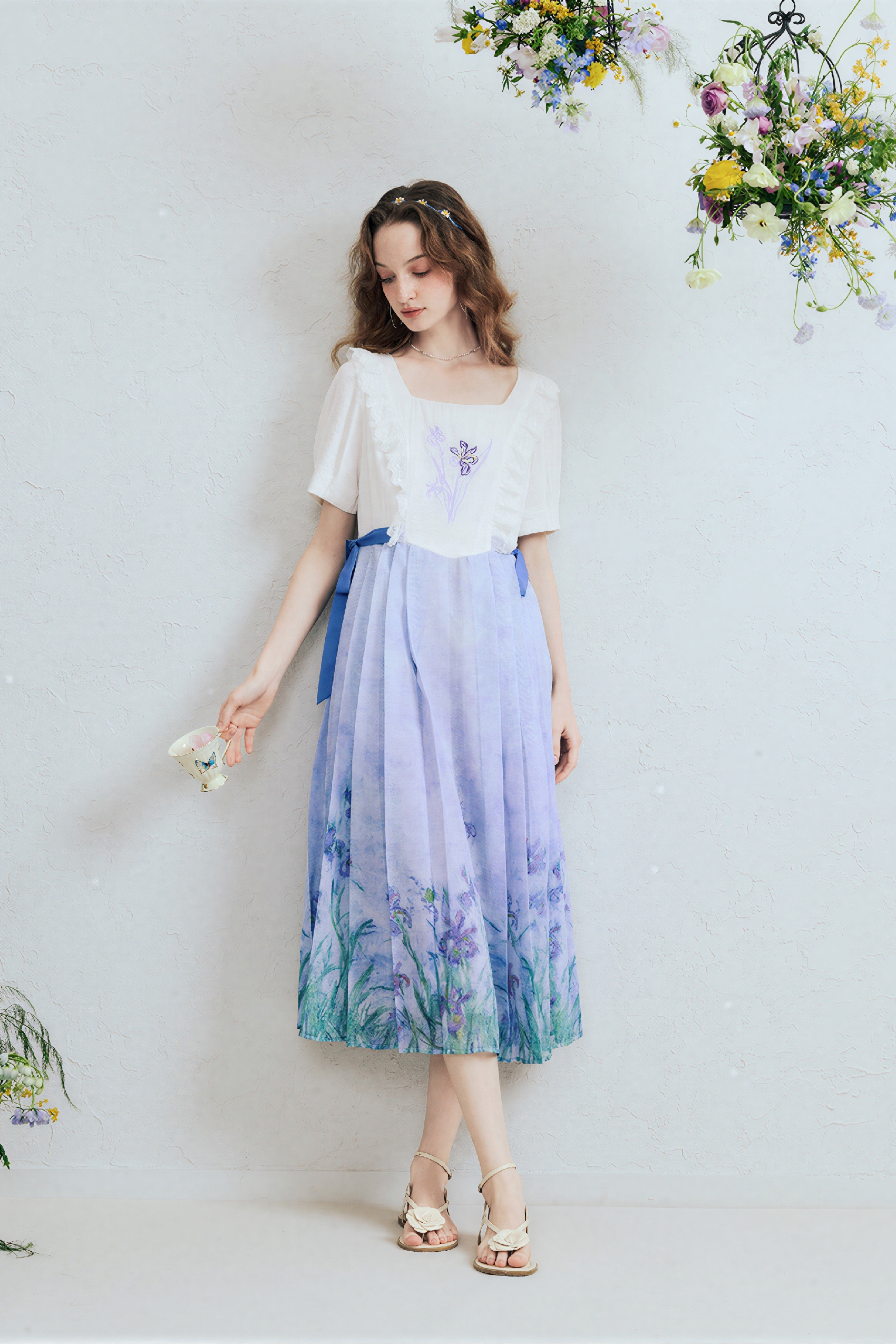 Monet-Inspired Flattering Short-Sleeve Dress