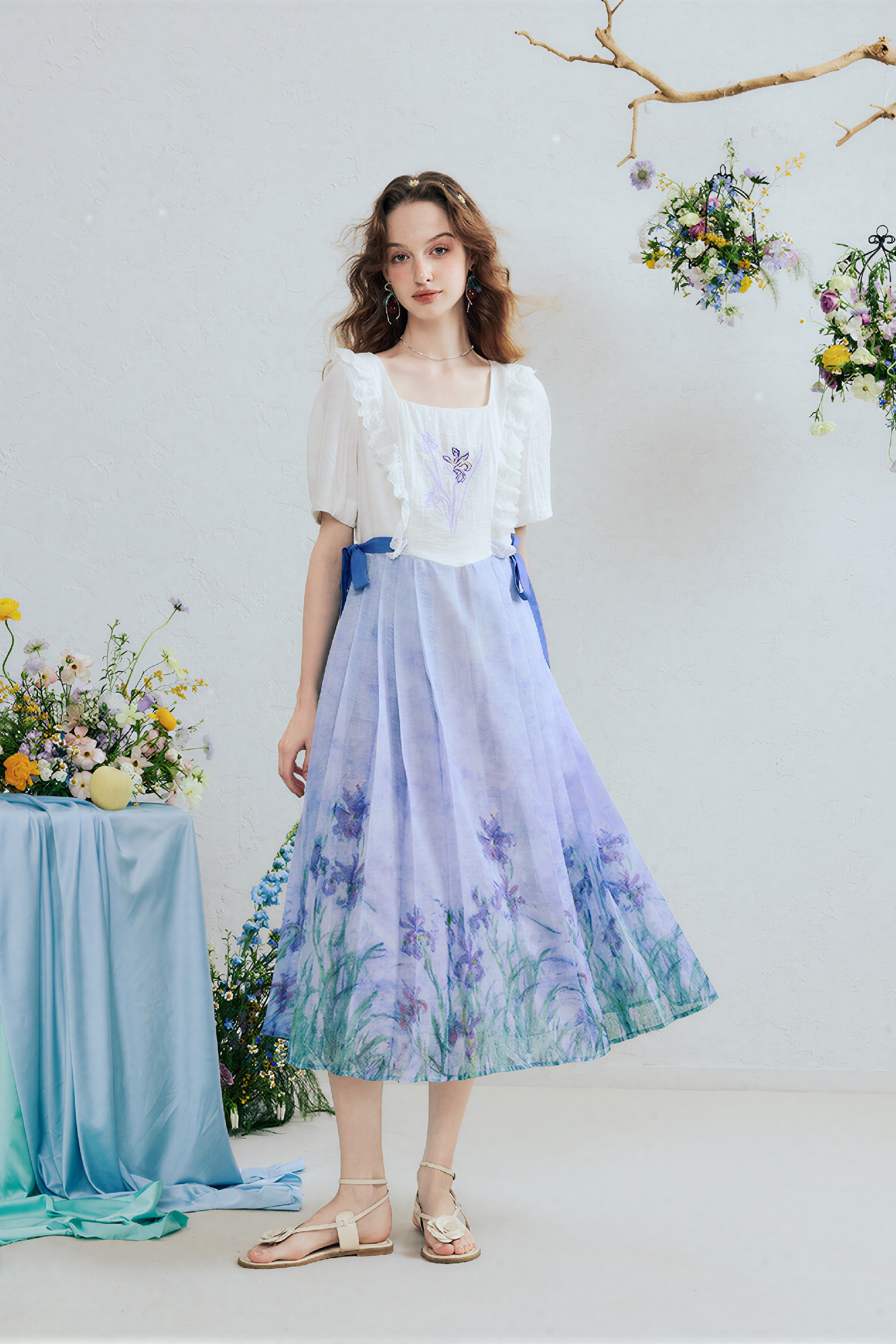 Monet-Inspired Flattering Short-Sleeve Dress