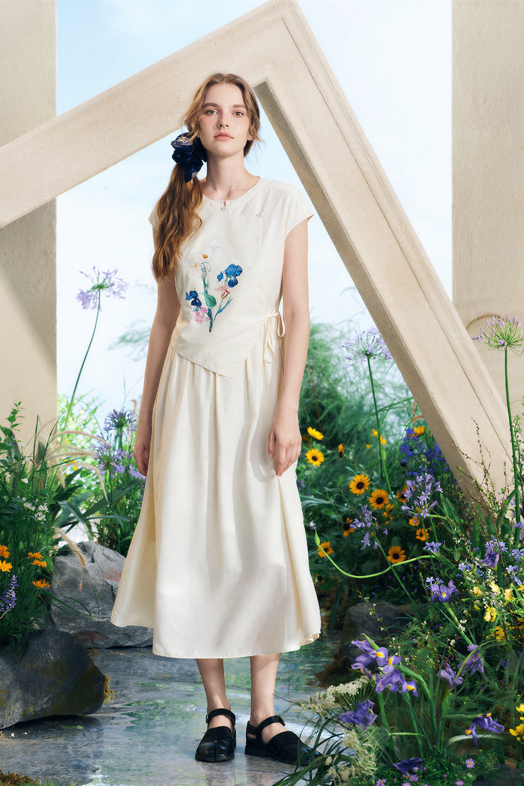 Designer Waist-Cinched Dress-LYONSENS