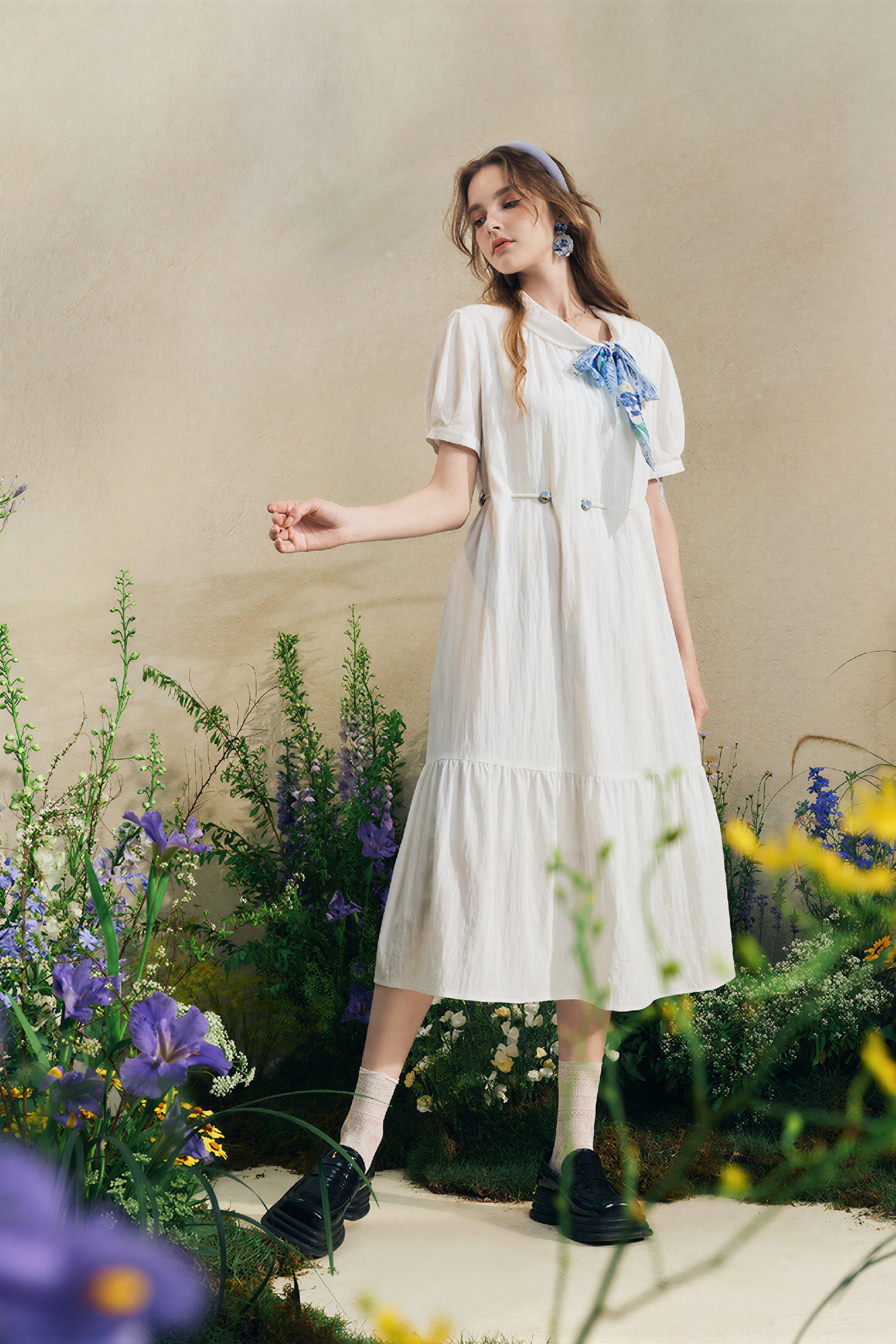 White Relaxed-Fit French A-Line Designer Dress