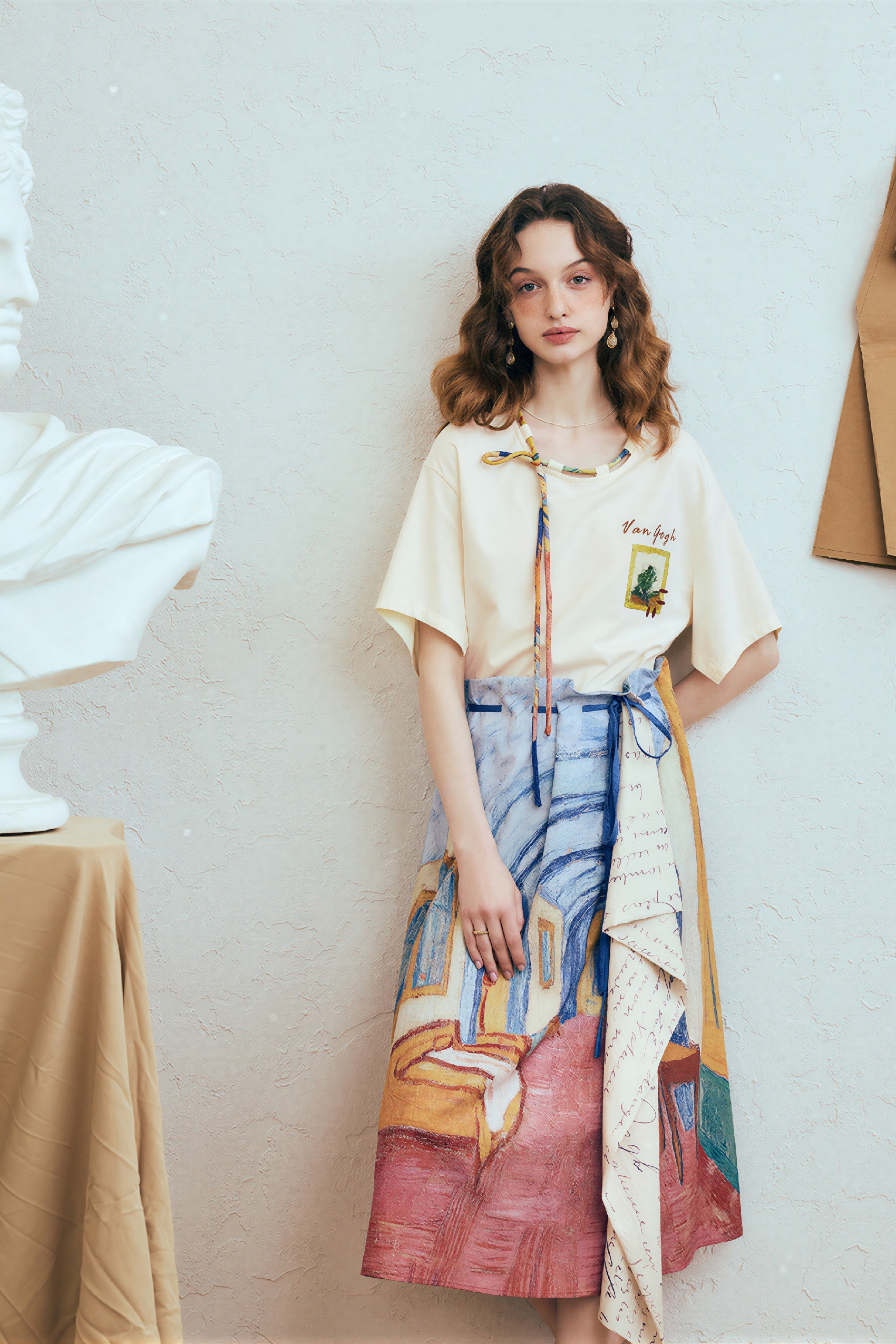 Van Gogh-Inspired Relaxed Design Short-Sleeve Top