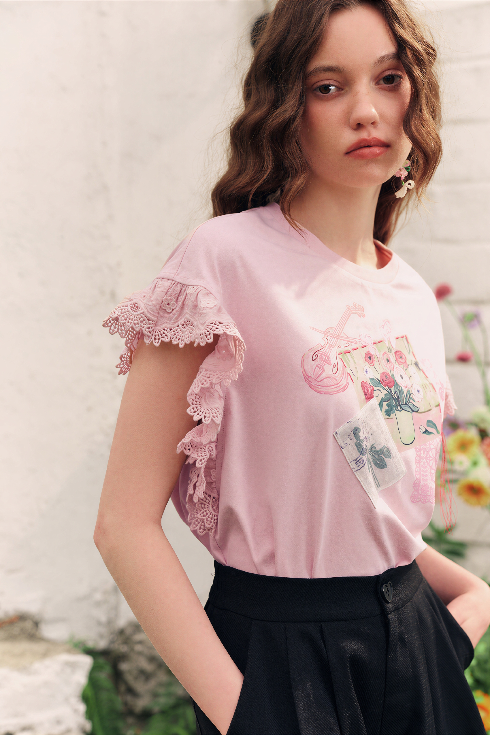White Lace Patchwork Short-Sleeve T-Shirt
