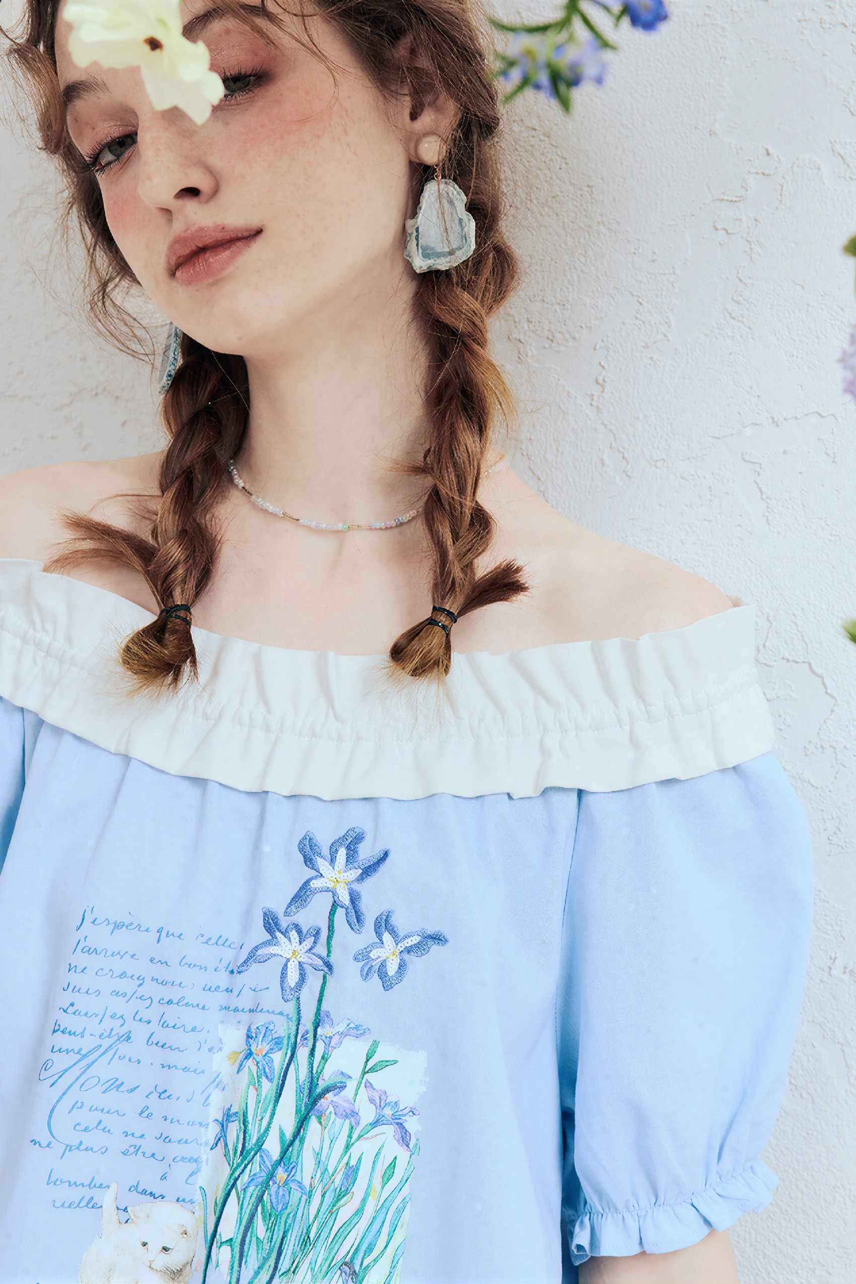 Printed Off-Shoulder Puff Sleeve T-Shirt