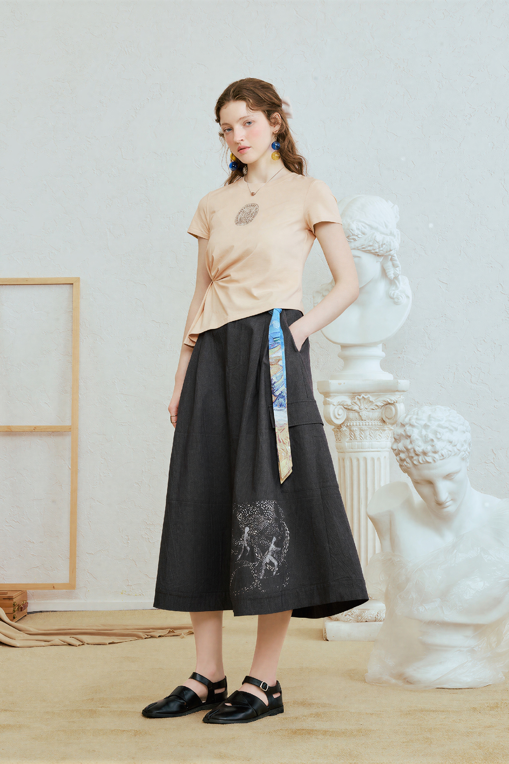 Asymmetric Structured Shoulder T-Shirt