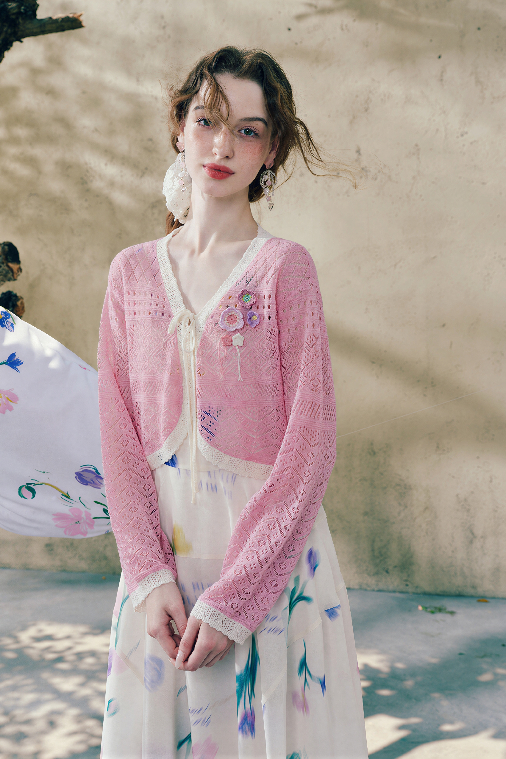 Lightweight Openwork Short Knit Cardigan