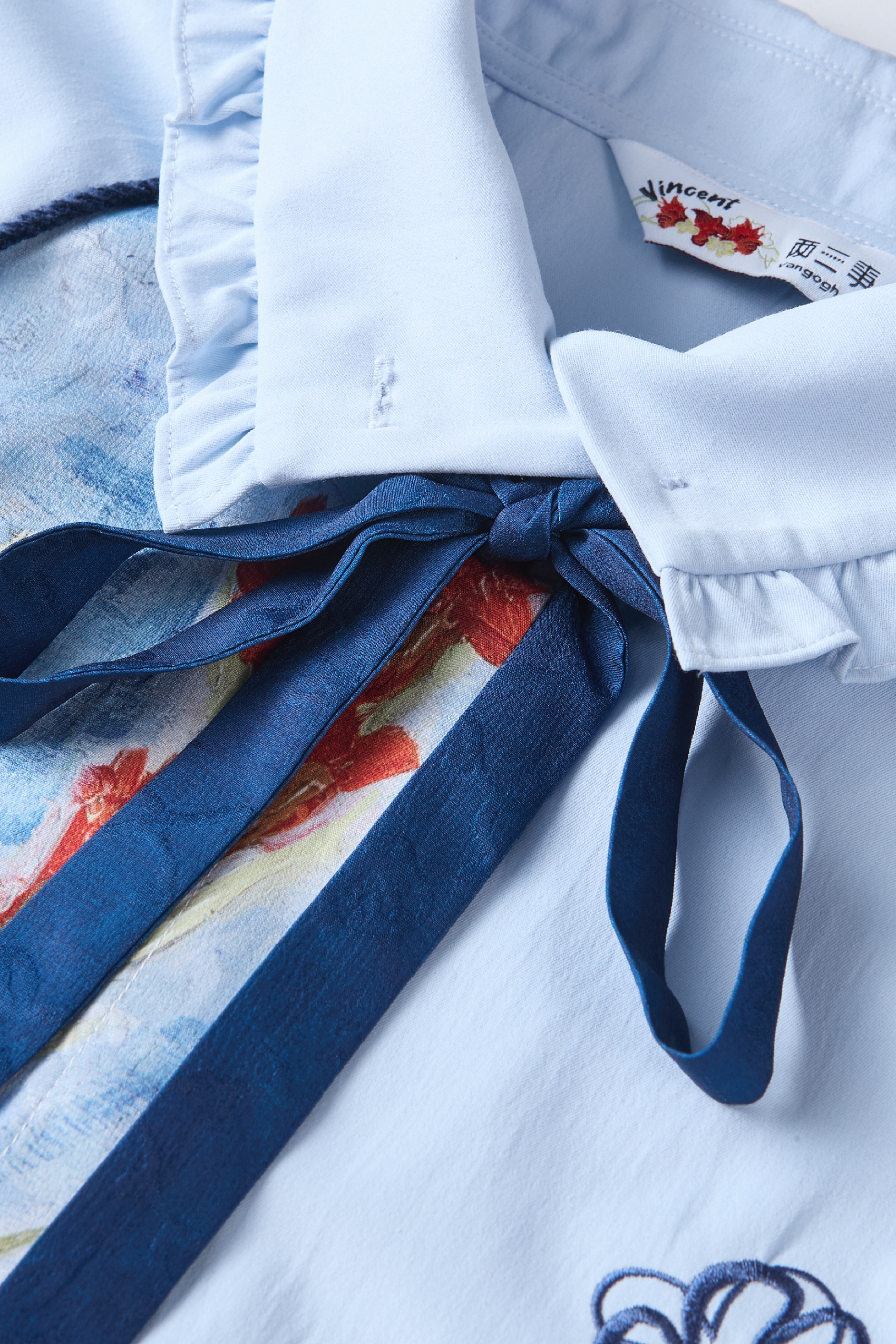 Printed Patchwork Embroidered Shirt with Detachable Tie