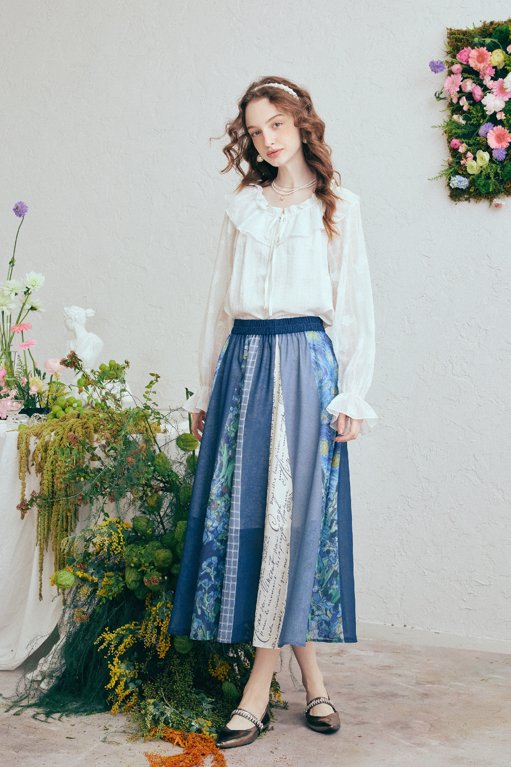 White Sweet-Style Shirt